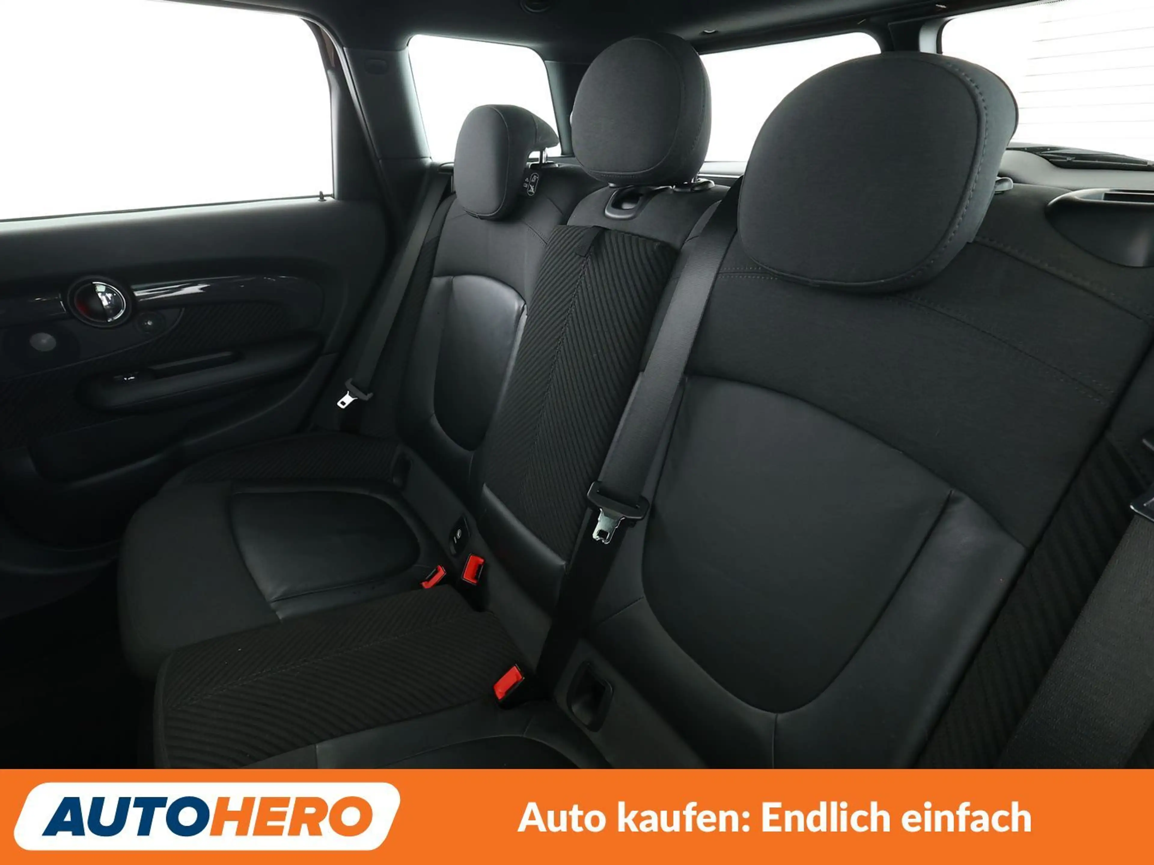 MINI Cooper SD Clubman Cooper SD  Aut.*NAVI*TEMPO*CAM* — photo 14