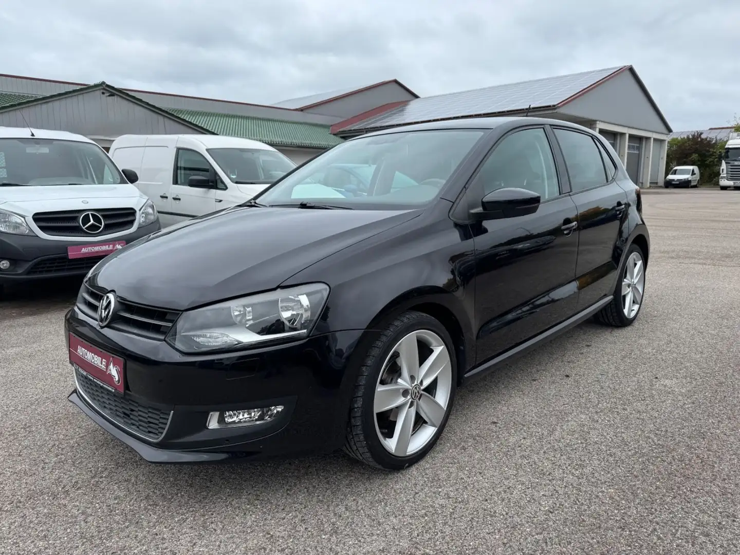 Volkswagen Polo V Highline Schwarz - 1