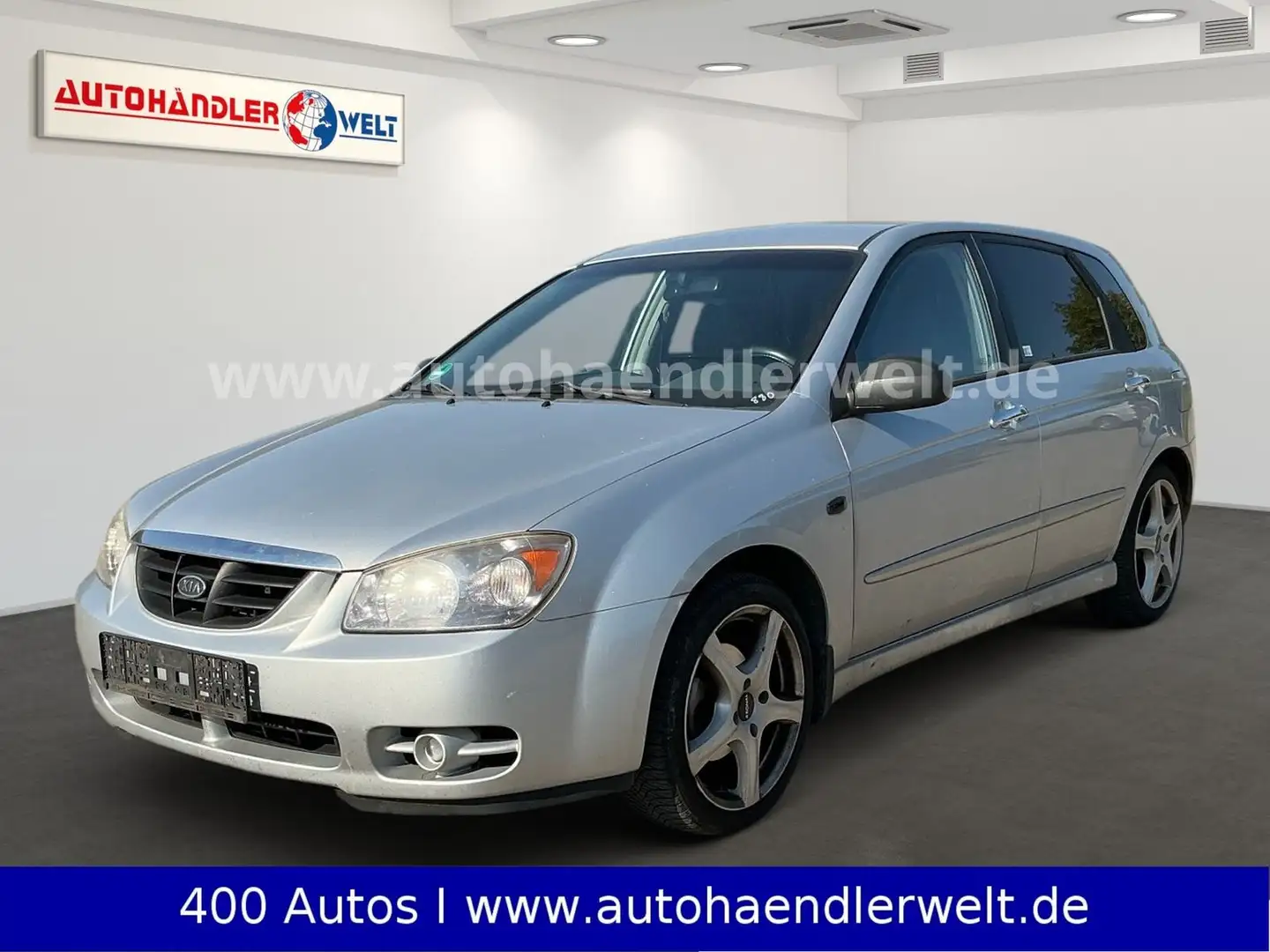 Kia Cerato 1.6 EX Kombi Silber - 1