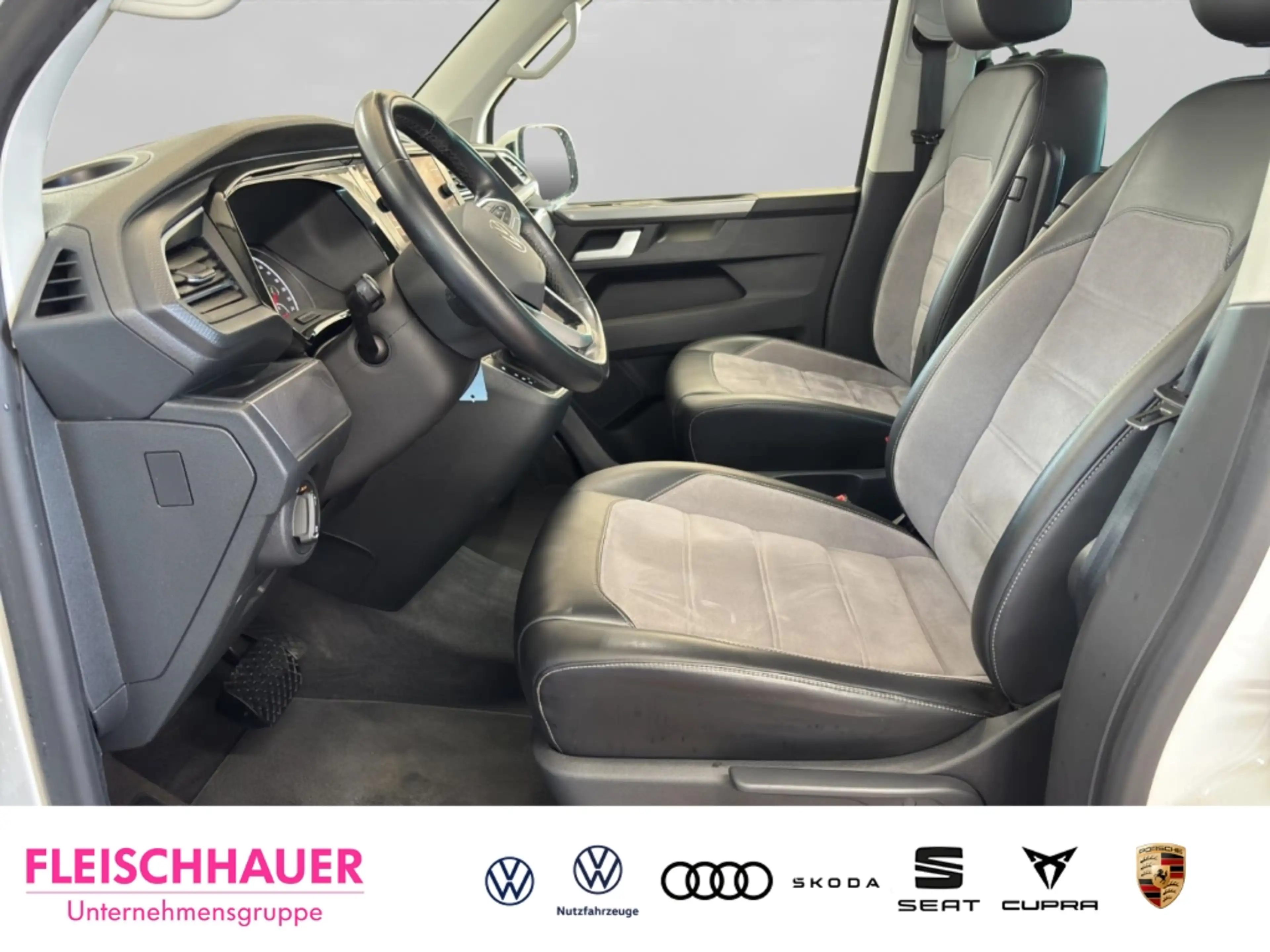 Volkswagen T6.1 Multivan 2.0 TDI Generation Six Comfortline — photo 10