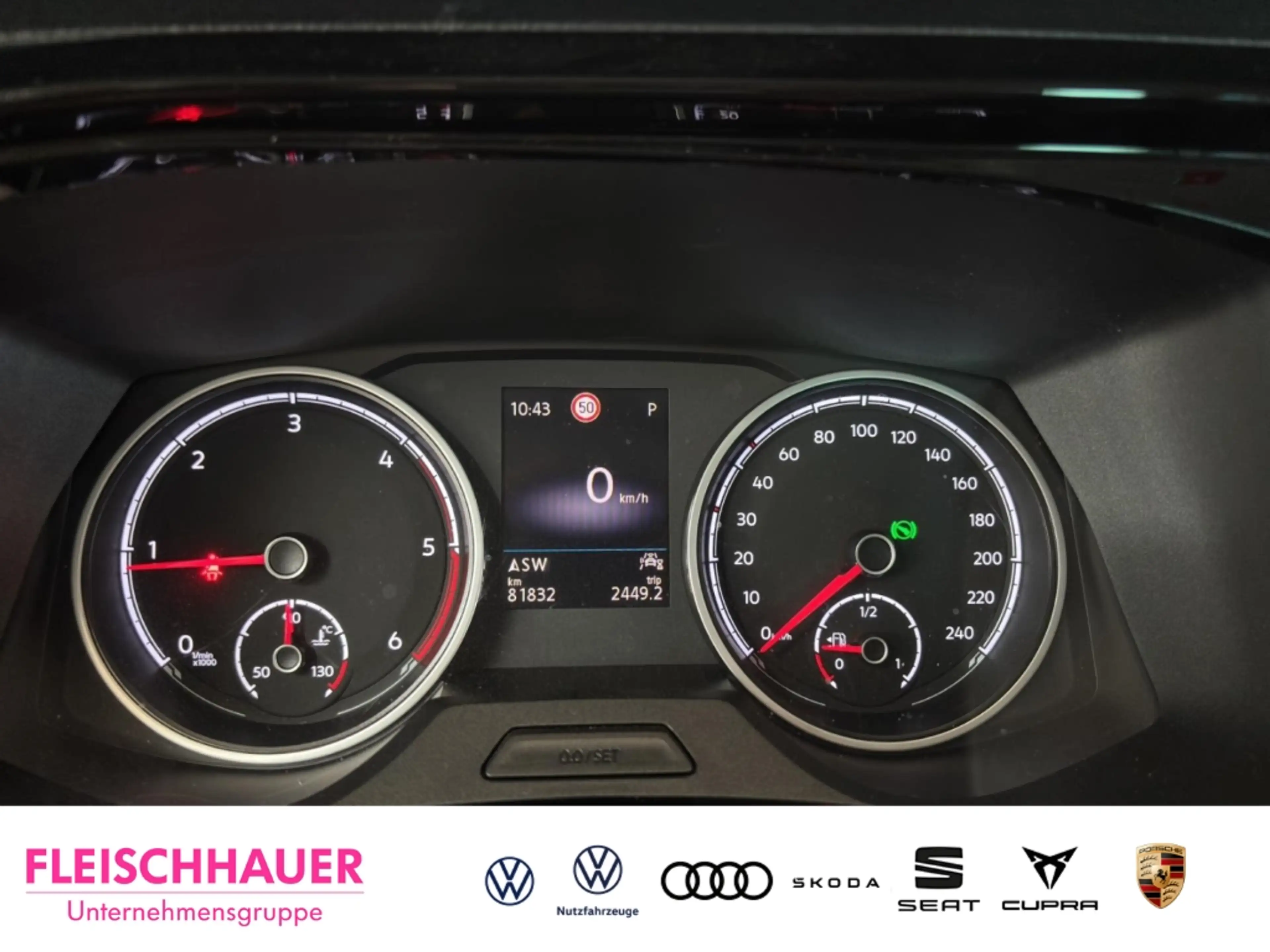 Volkswagen T6.1 Multivan 2.0 TDI Generation Six Comfortline — photo 12
