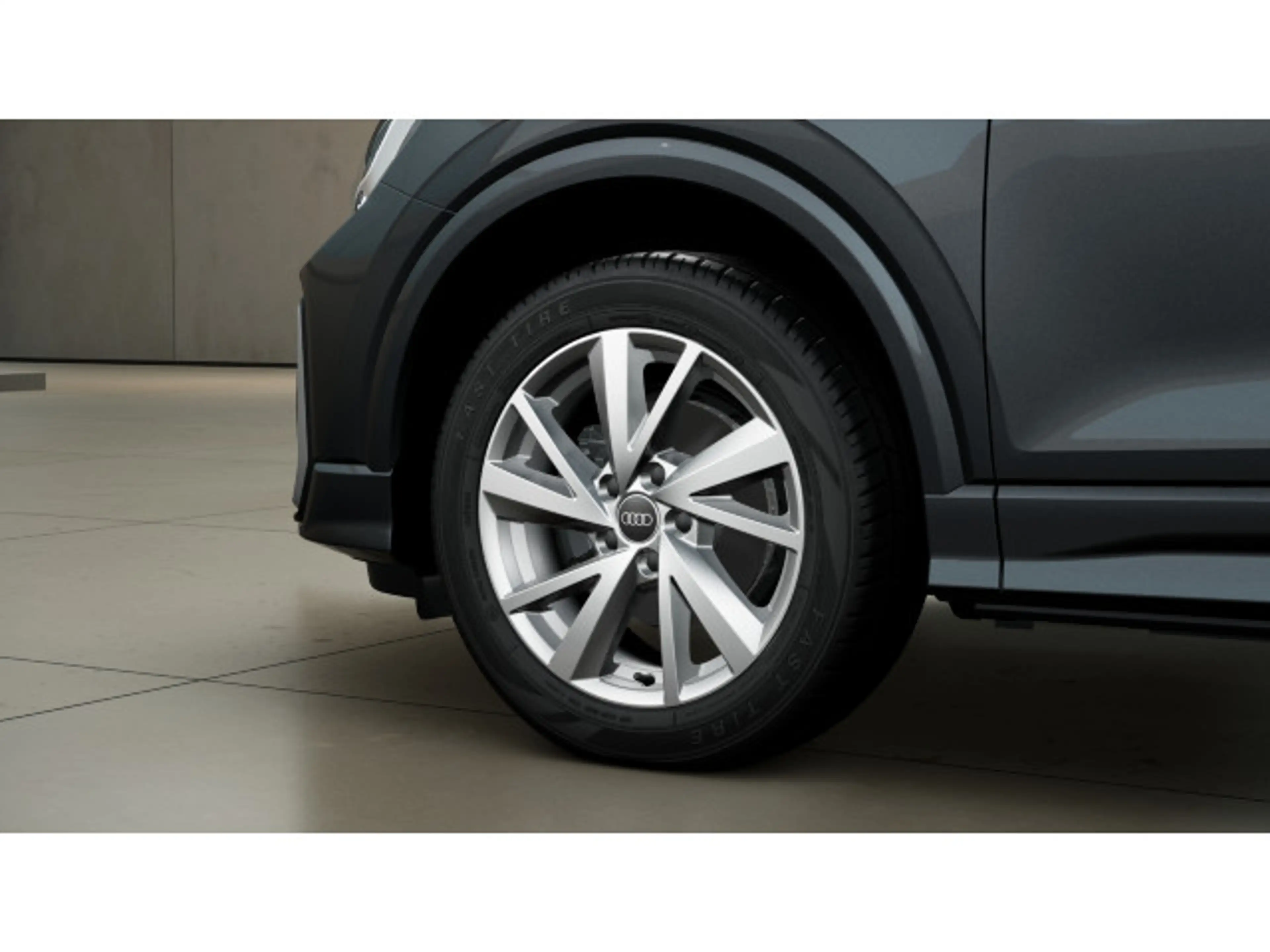 Audi Q2 35 TFSI S tronic S line LED/RearView/Sound — photo 5