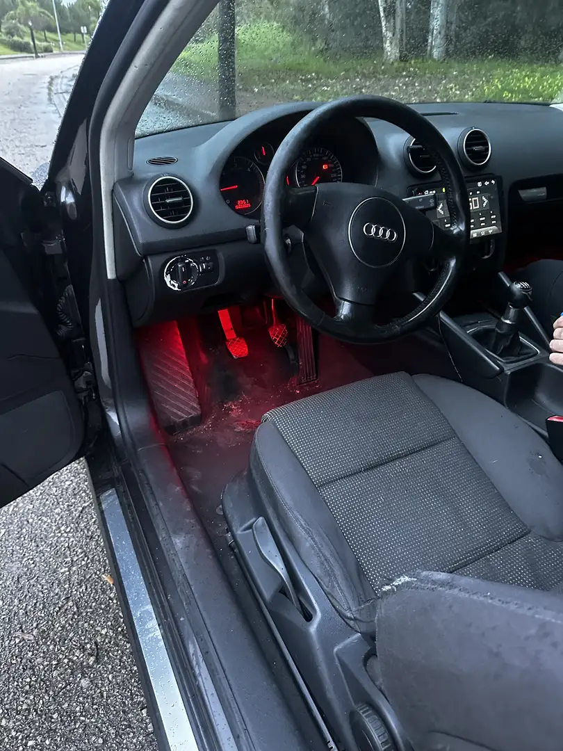Audi A3 2.0TDI Ambition - 2