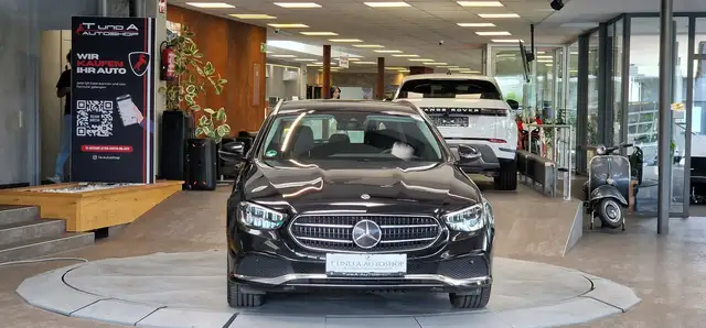 Mercedes-Benz E-Class view 2