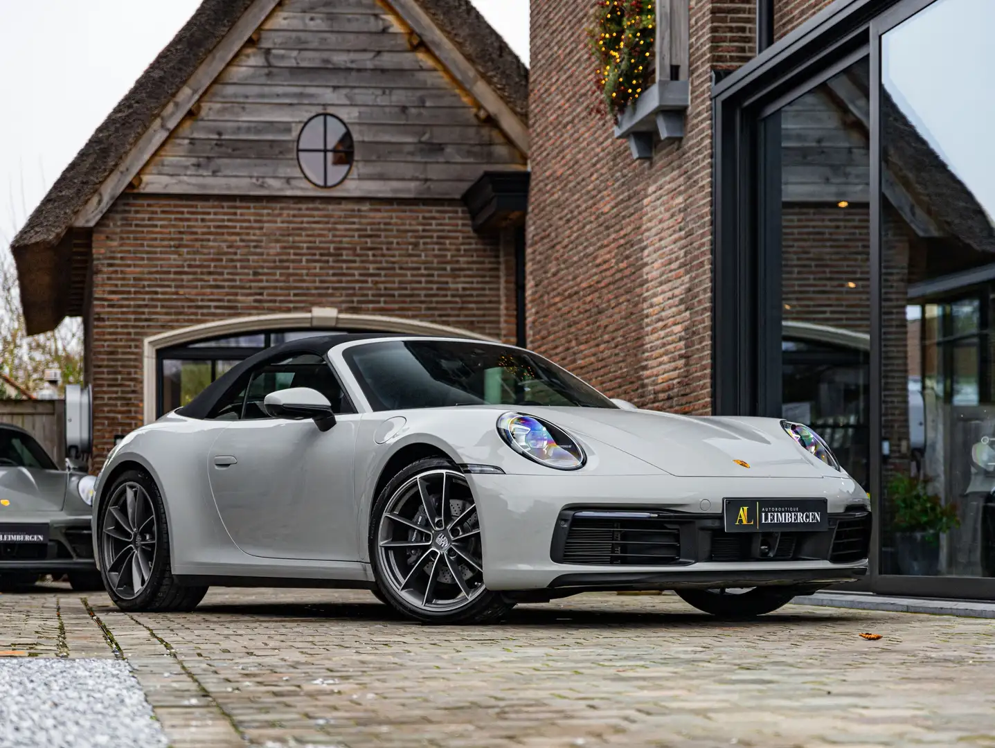 Porsche 992 Seat ventilation/Color Crayon/360 Camera/1 Owner Grijs - 2