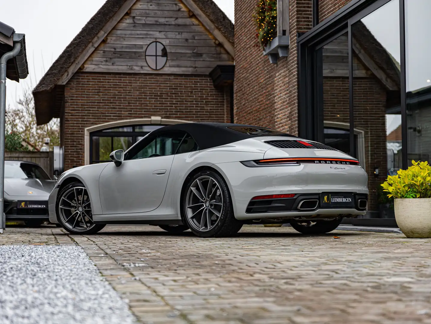 Porsche 992 Seat ventilation/Color Crayon/360 Camera/1 Owner Grijs - 1