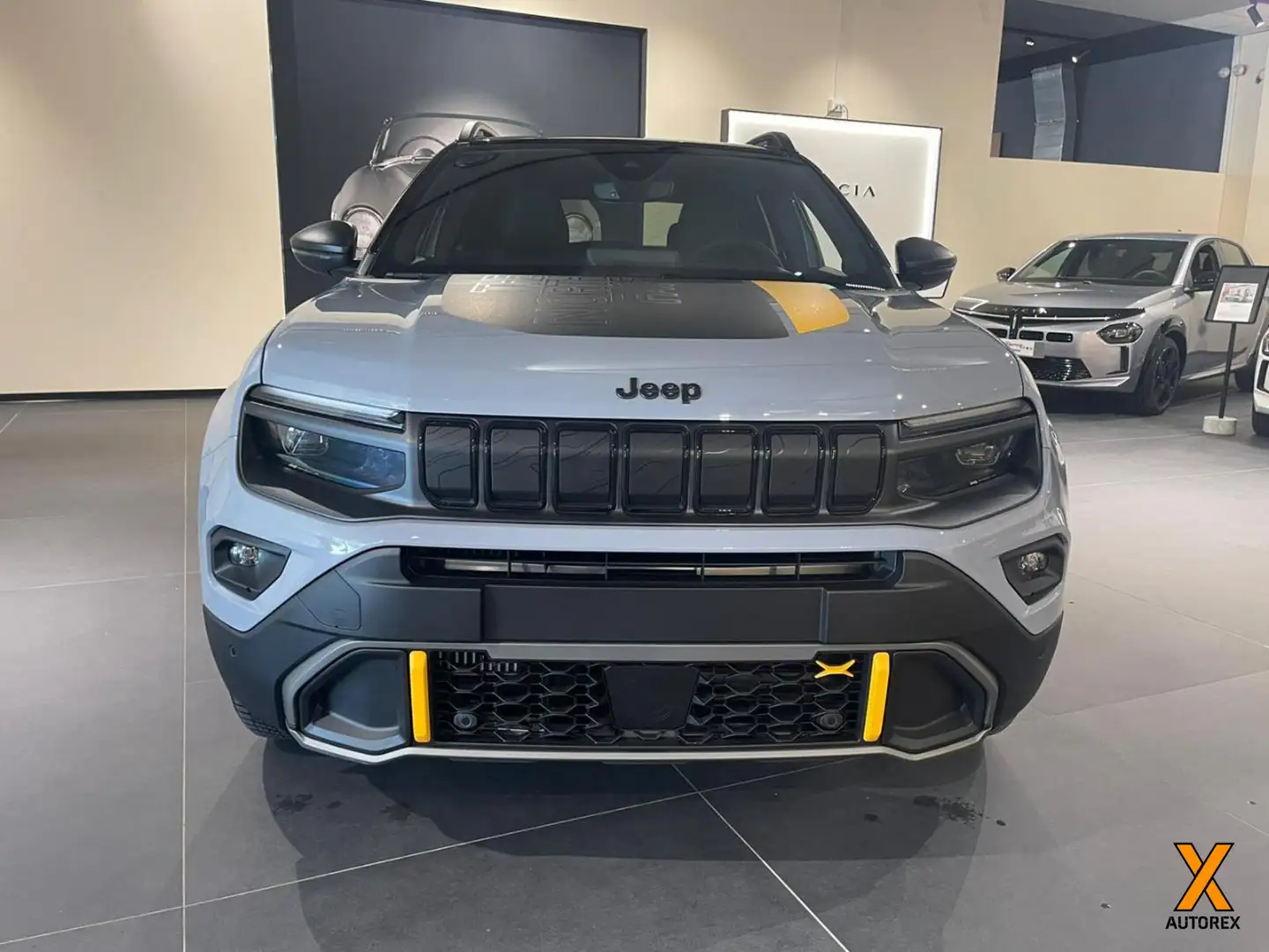 Jeep Avenger 1.2 Turbo 136 CV MHEV 4xe Upland Grigio - 2