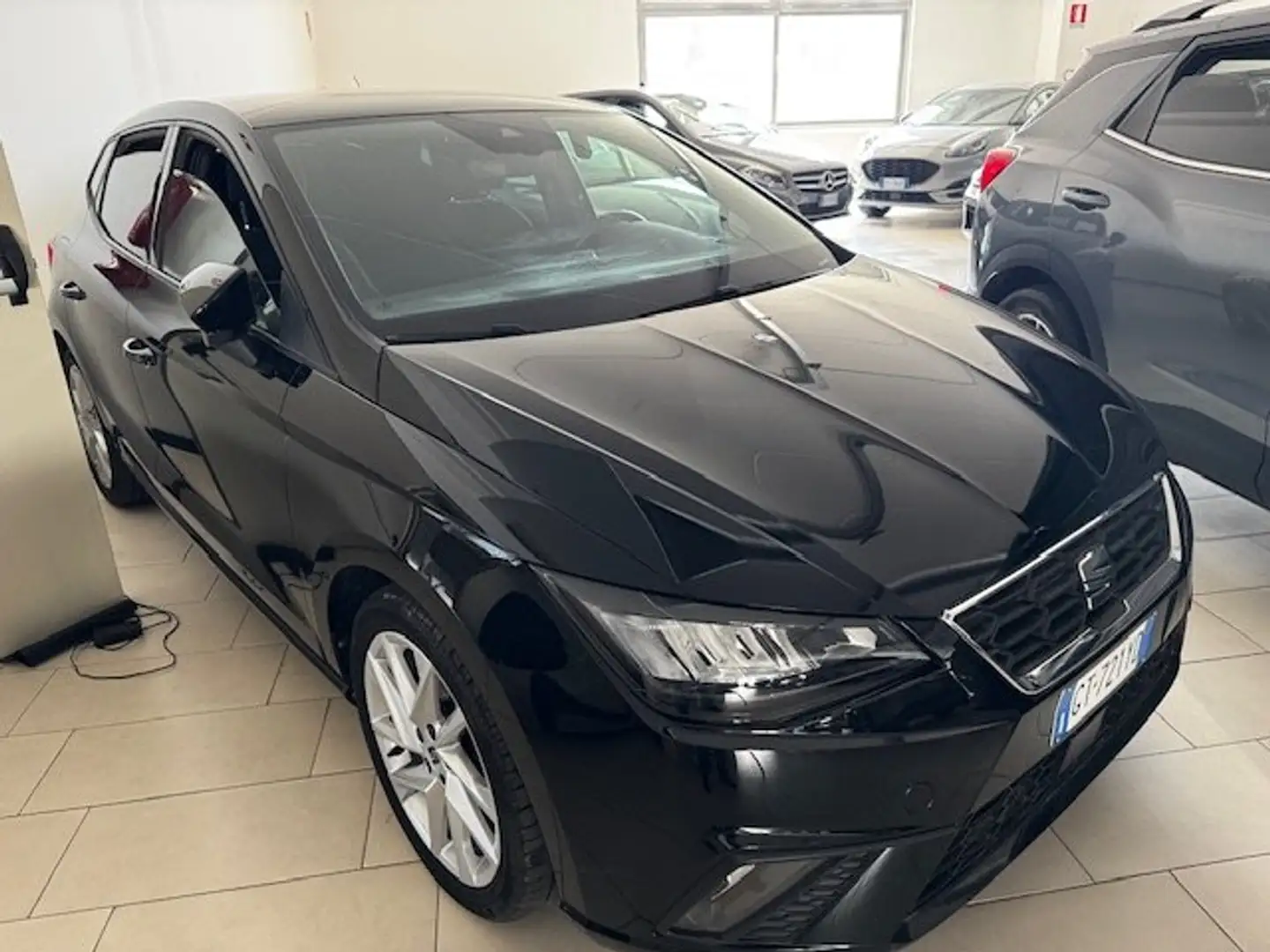 SEAT Ibiza 1.0 ecotsi FR 95cv Aziendale Nero - 1