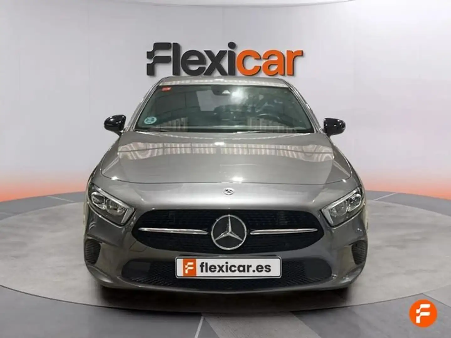 Mercedes-Benz A 180 d Gris - 2