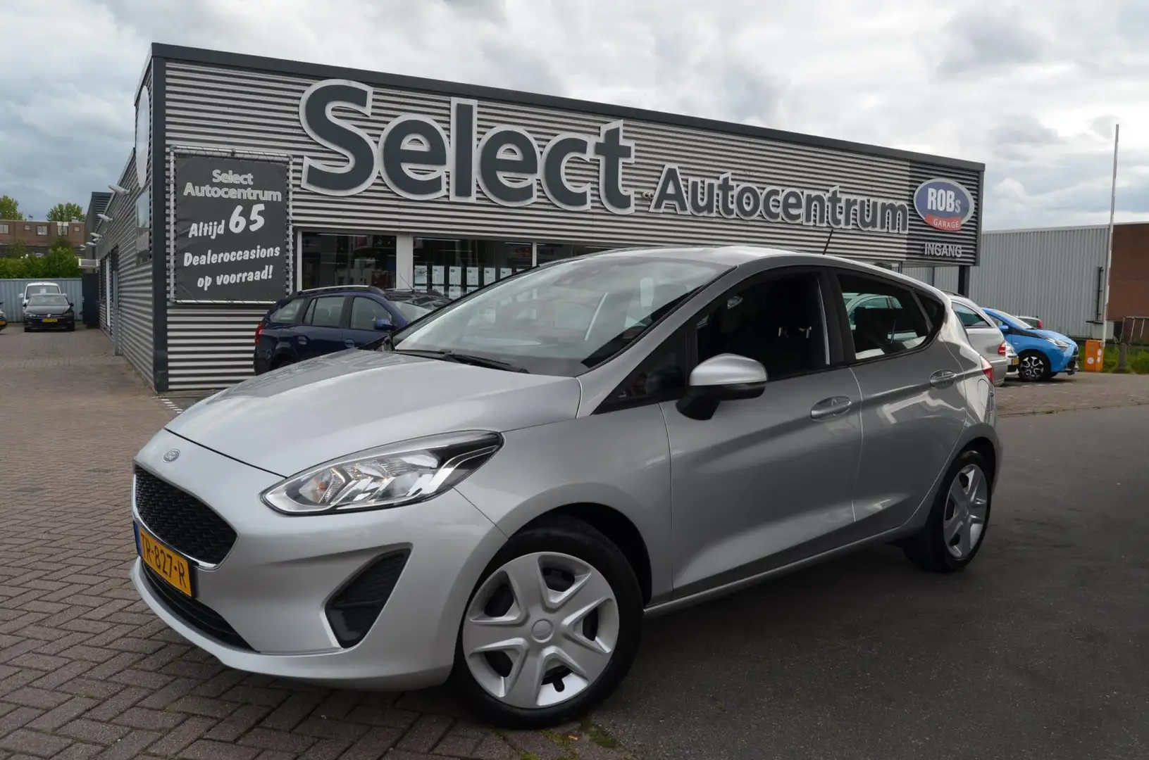 Ford Fiesta 1.1 Trend NIEUWE MODEL| NAVI| NAP| Grijs - 1