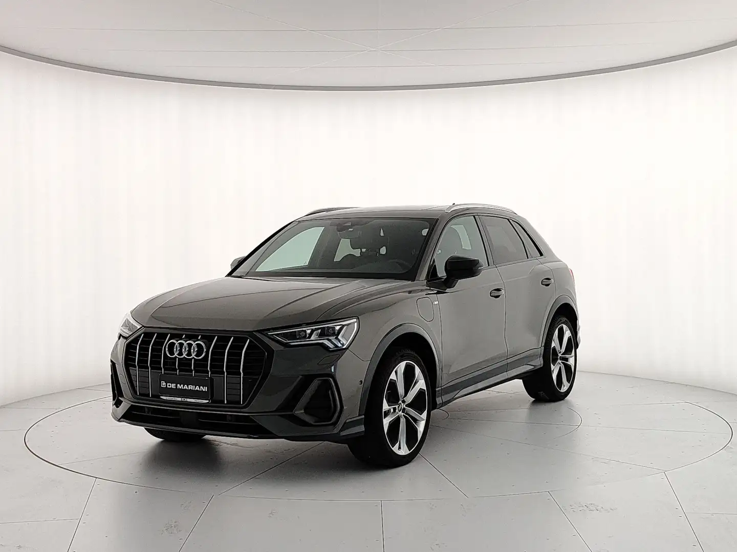Audi Q3 Q3 45 1.4 tfsi e S Line Edition s-tronic 150cv(Br) Grau - 1
