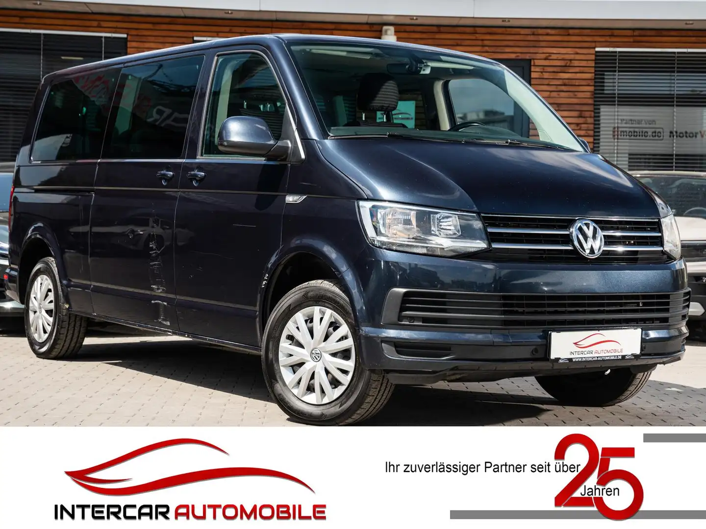 Volkswagen T6 Transporter T6 2.0 TDI DSG Caravelle Transporter Comf. lang Azul - 1
