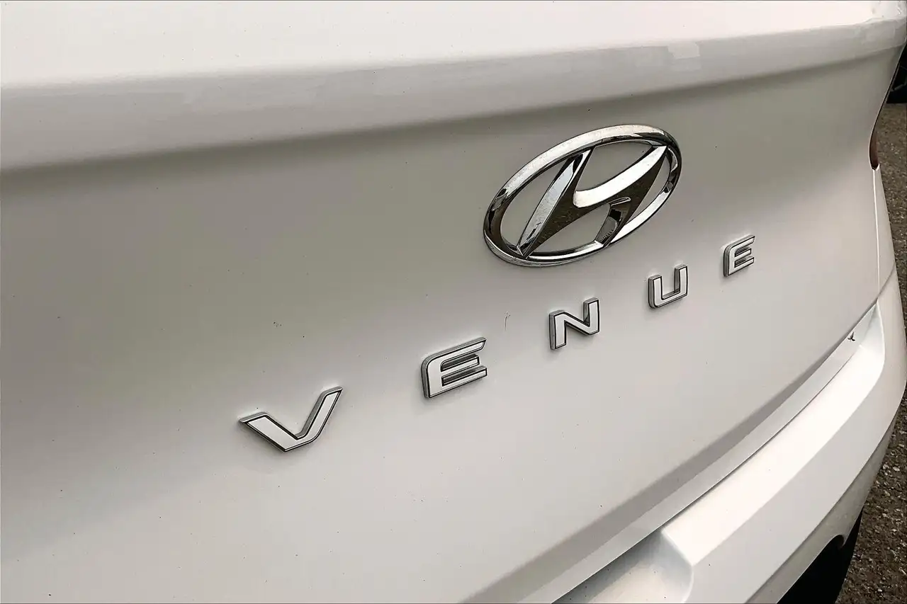 Hyundai Venue снимка Hyundai Venue