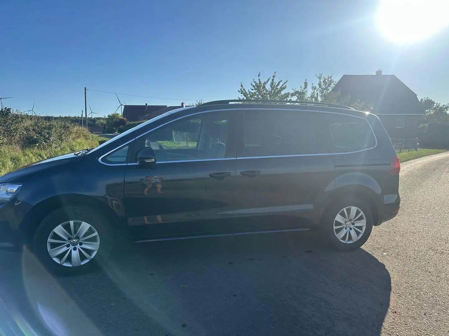 Volkswagen Sharan 2.0 TDI 4Motion Blue Motion Life - 1