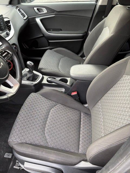 Kia Ceed / cee'd 1.0 T-GDI Edition 7 — photo 17