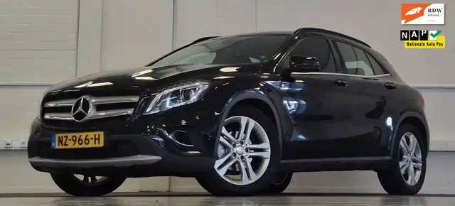 Mercedes-Benz GLA 200 Edition 1 Automaat Navi Xenon Leder Mooi!