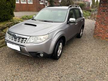 Forester 2.0 D Luxury