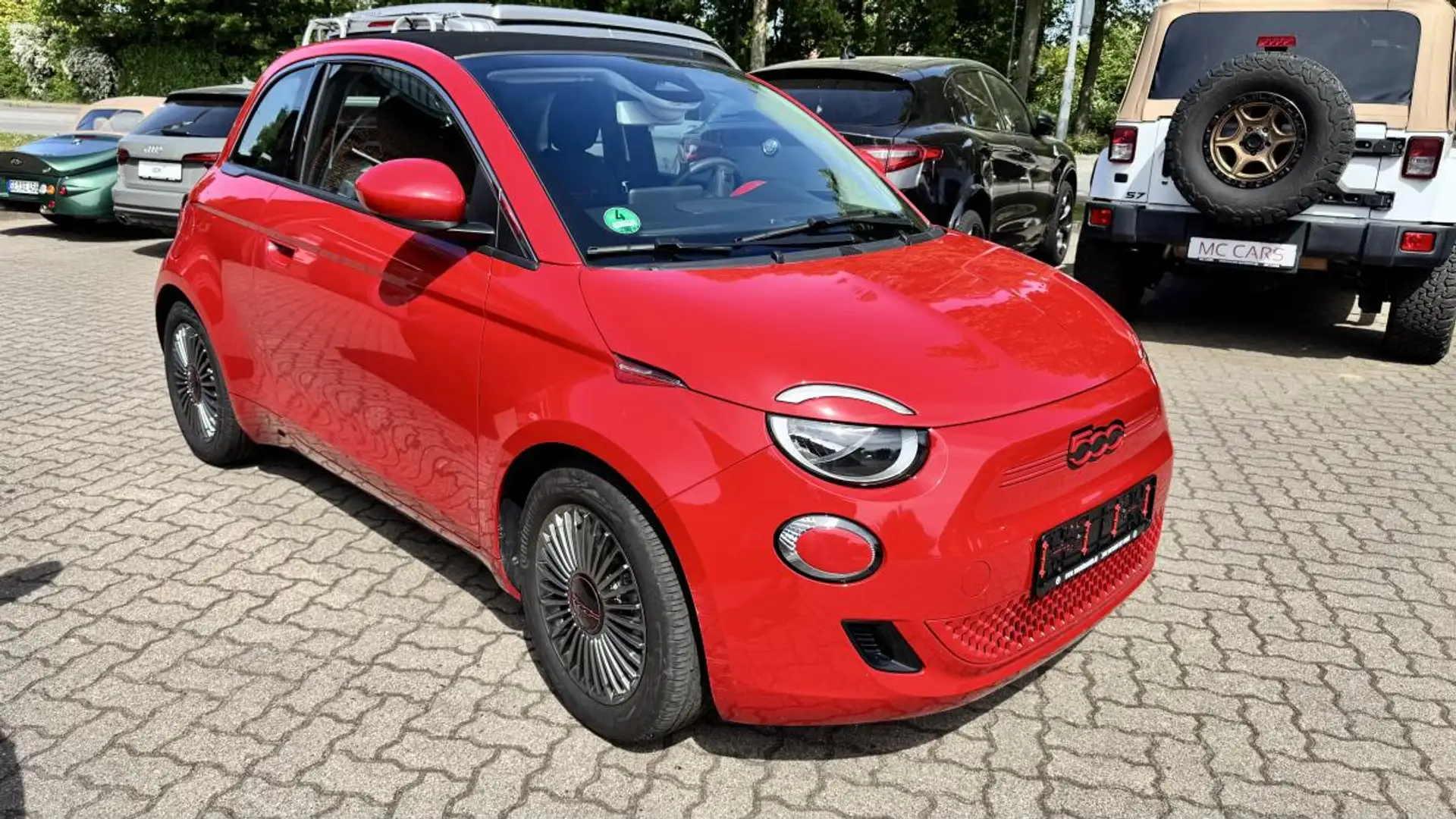 Fiat 500e (RED) Cabrio Rojo - 2