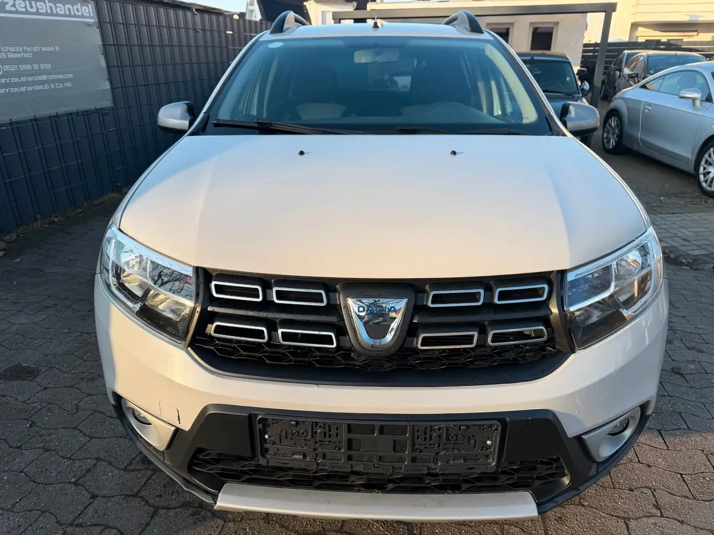 Dacia Sandero TCe 90Easy-R Stepway Prestige,Klima,1.Hd Gris - 2