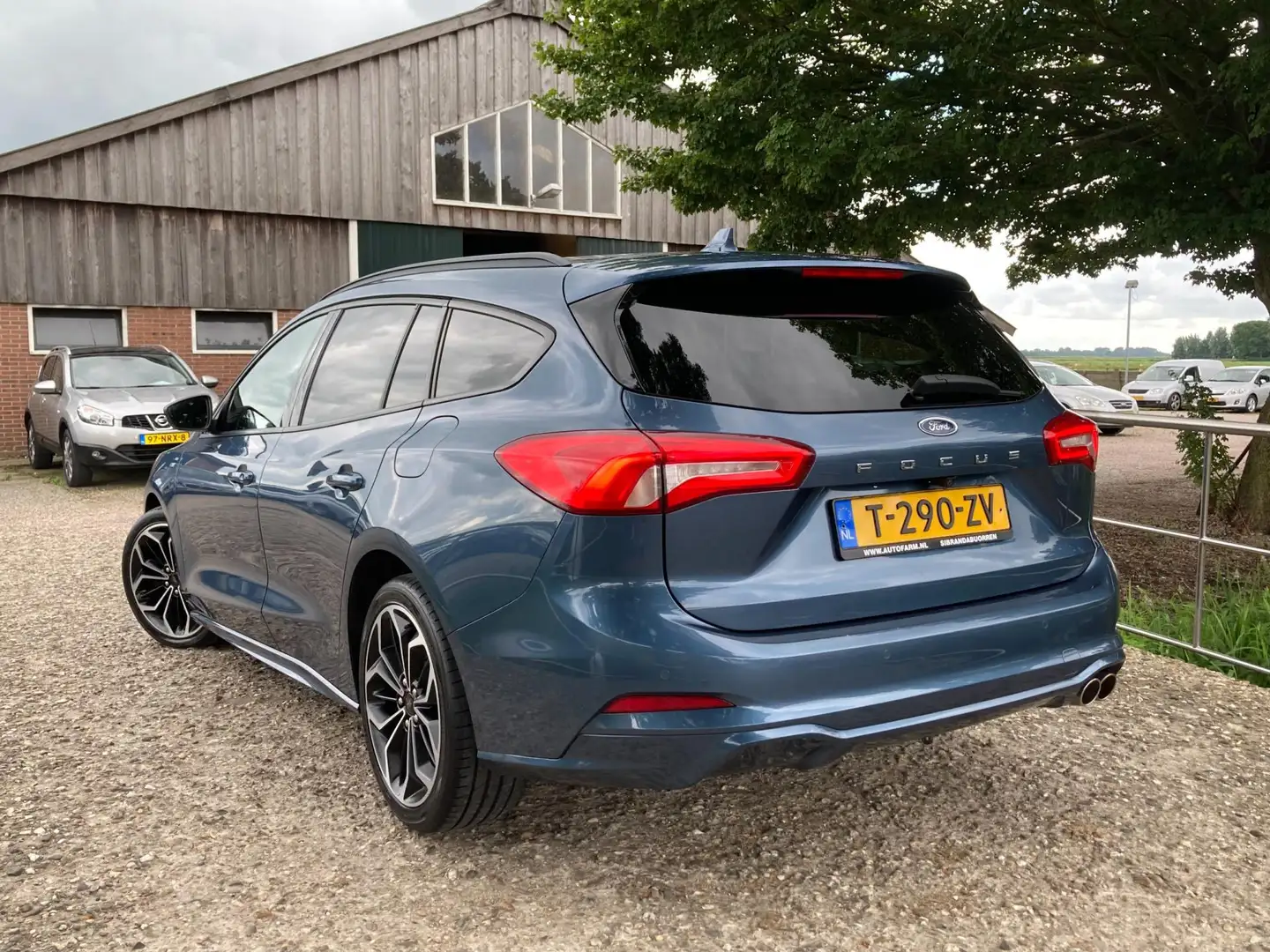 Ford Focus Wagon 1.0 EcoBoost ST-Line | Automaat + Navi + Cru Blauw - 2