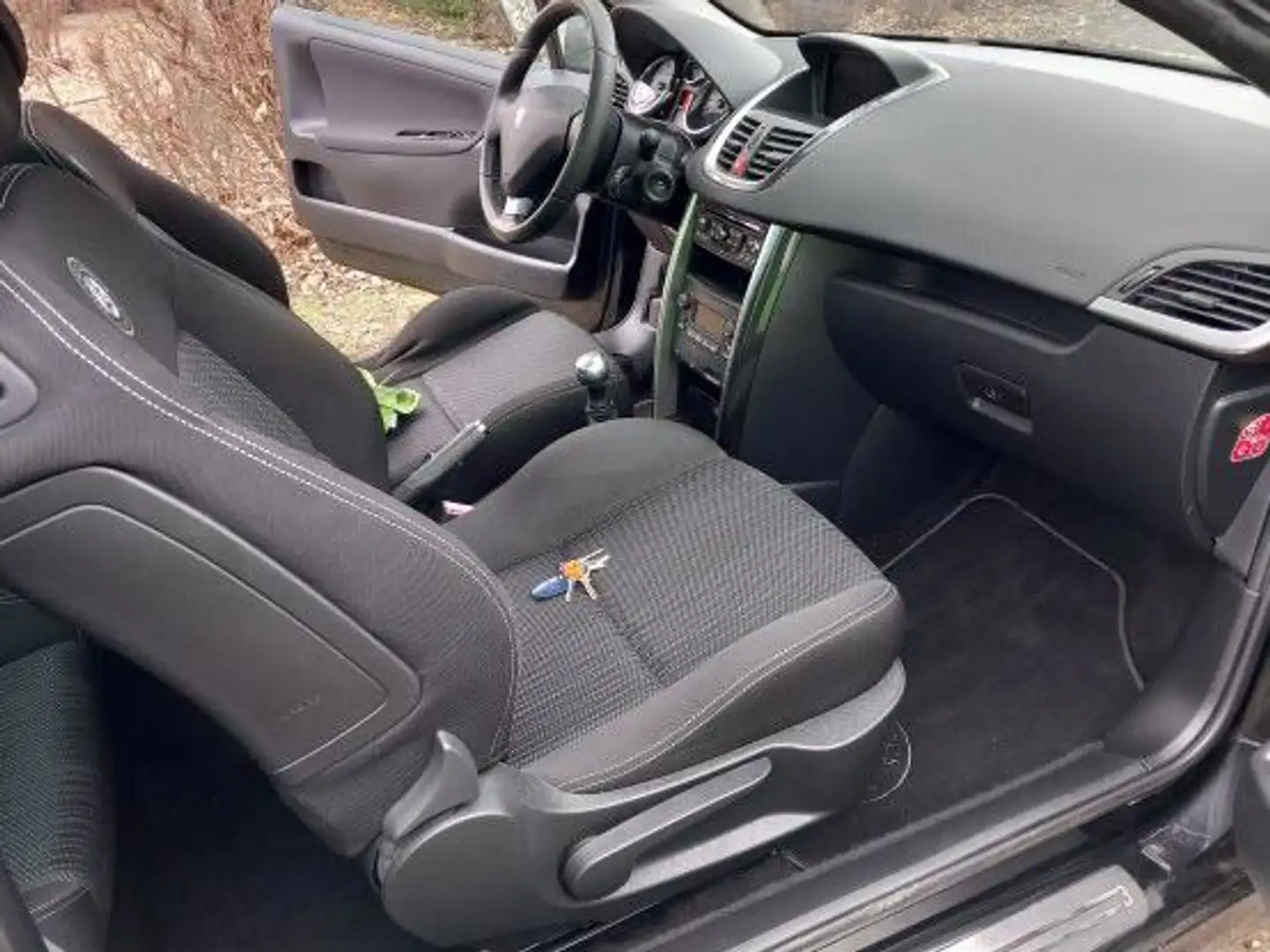 Peugeot 207 207 1.6 VTi 120ch Allure - 2