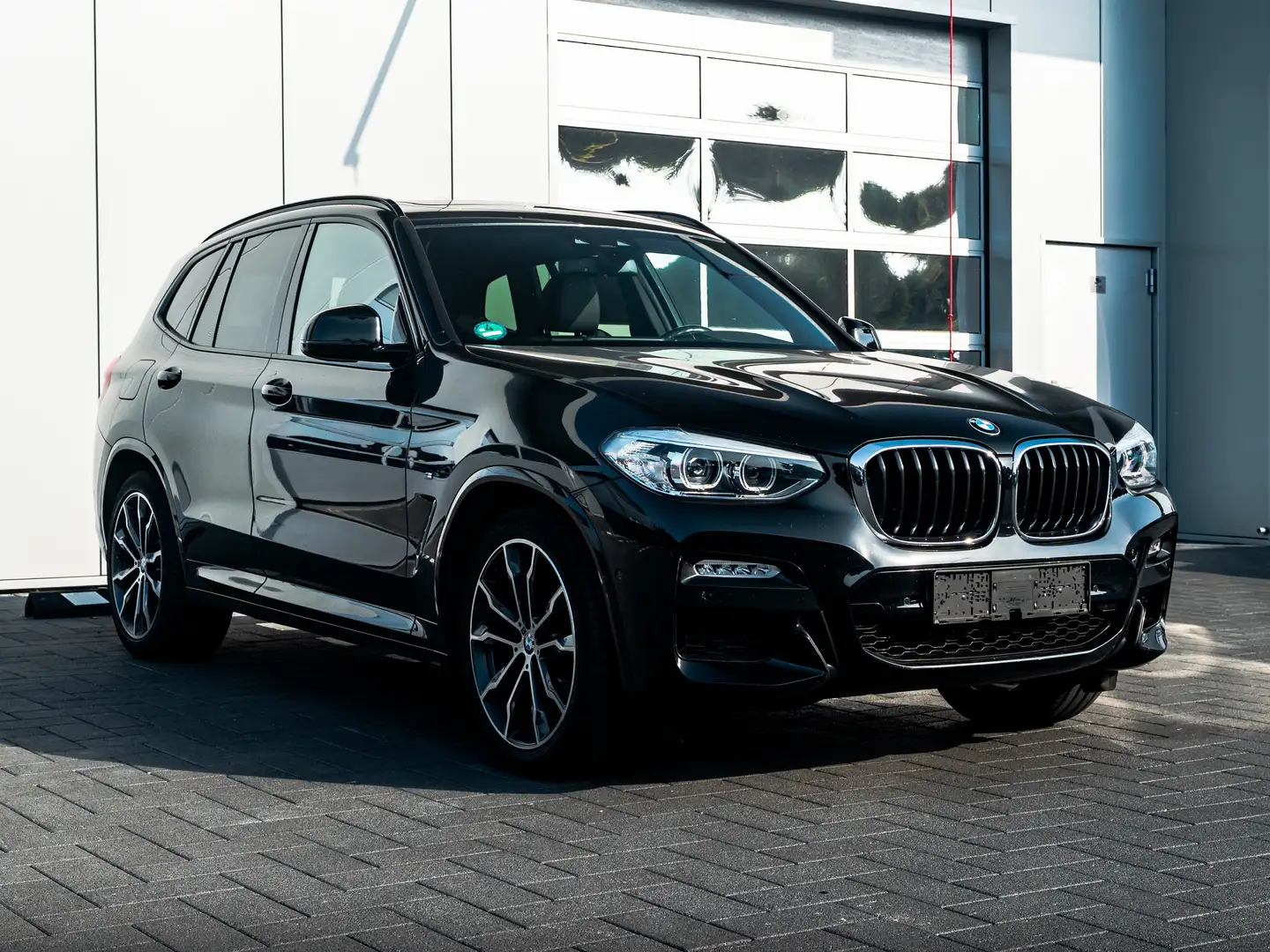 BMW X3 X3 xDrive20d Aut. I M-SPORT I HUD I AHK I PANO Schwarz - 2