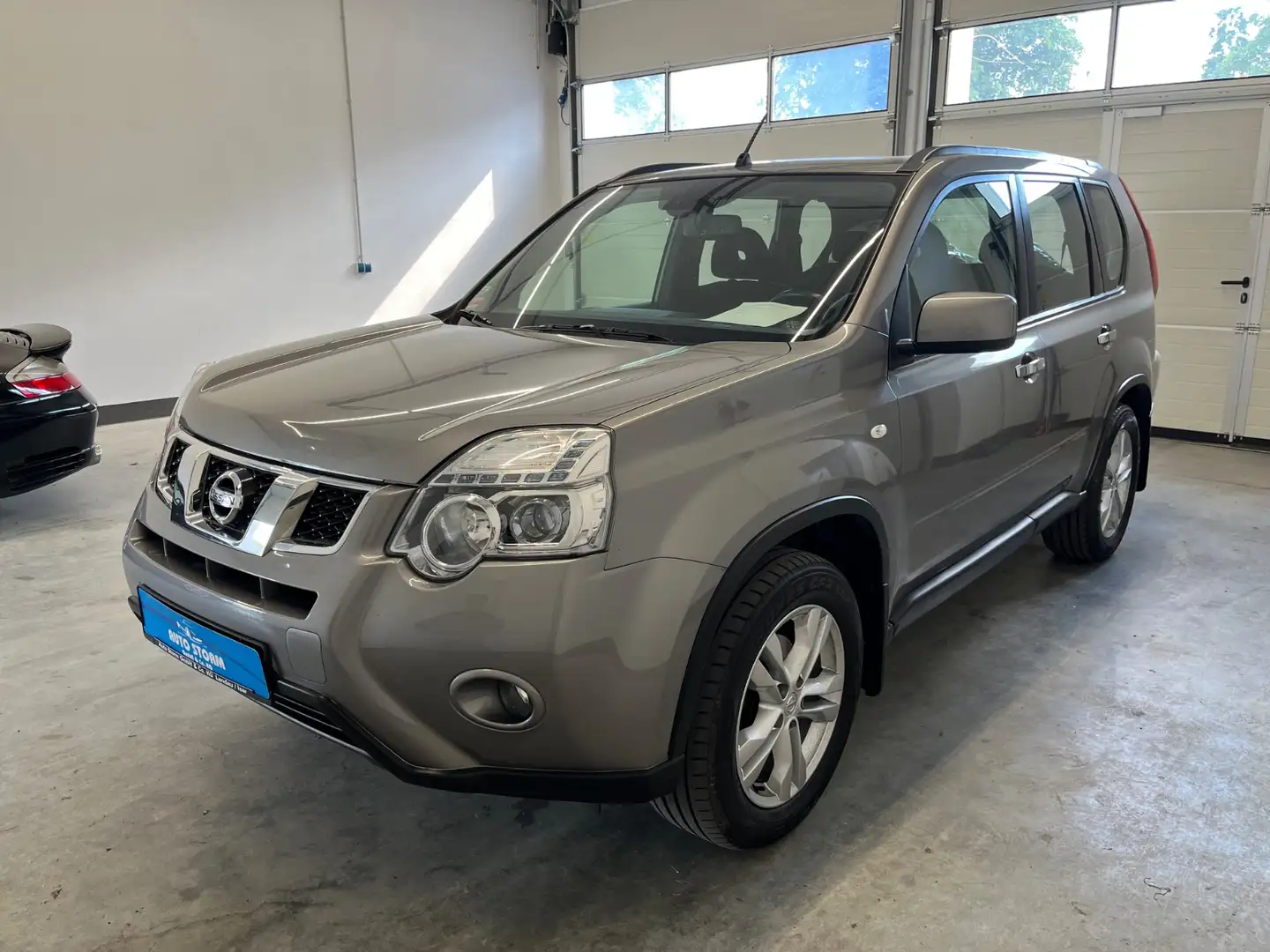 Nissan X-Trail 2.0 dCi SE *1-Hand *Allrad*Tempo *SHZ *AHK +LM Kli Grijs - 1