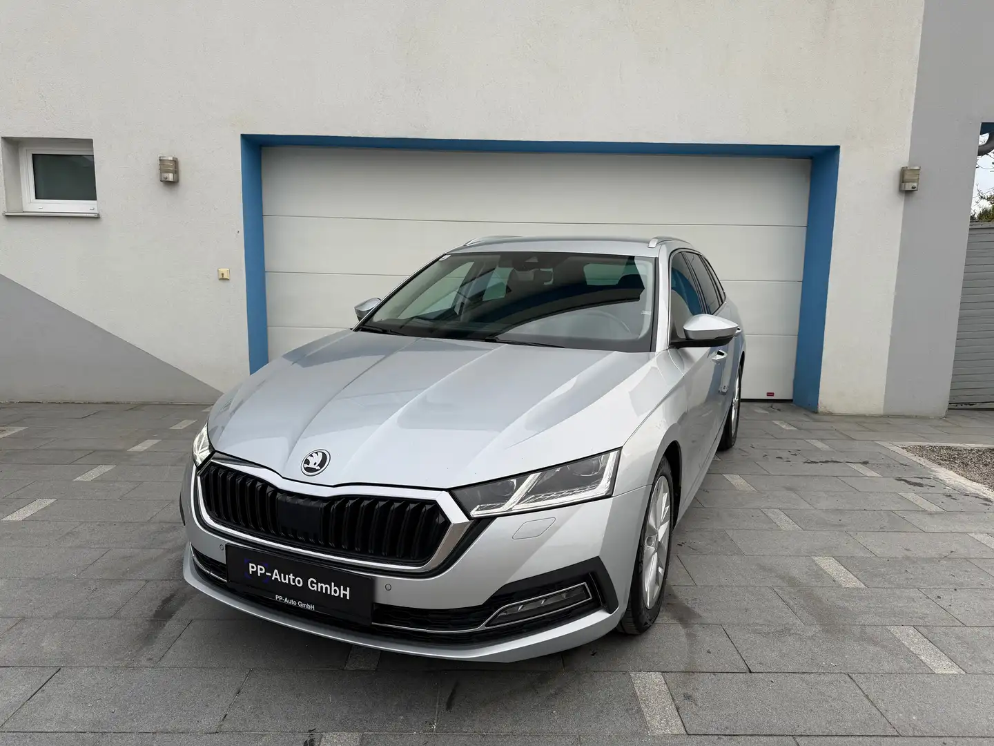 Skoda Octavia First Edition ! VERKAUFT ! Grau - 2