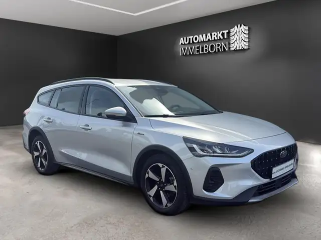 2023 Ford Focus in Silver for sale