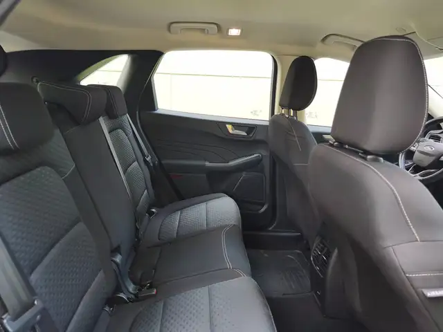 Ford Kuga view 14