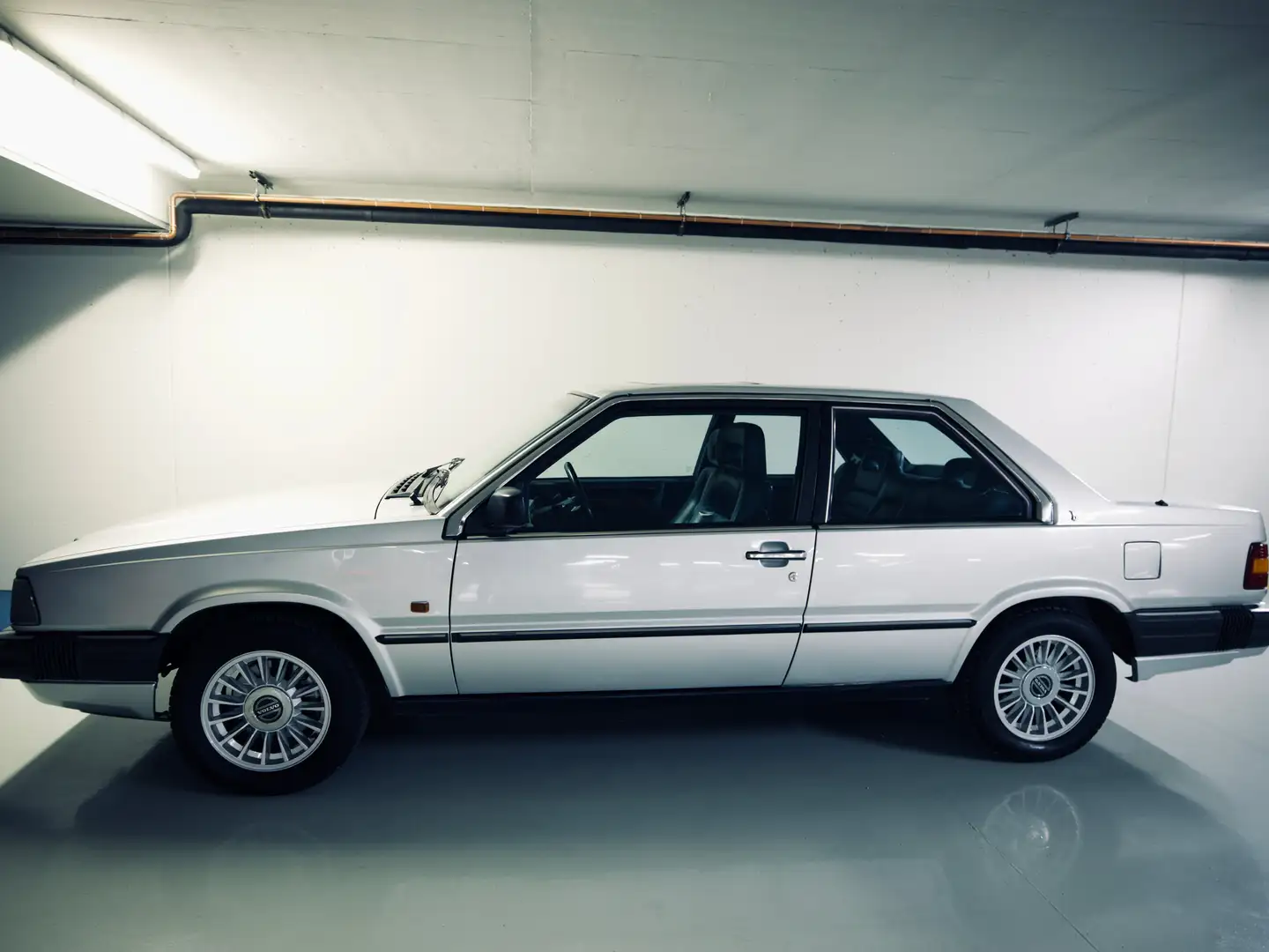 Volvo 780 TD Silver - 1