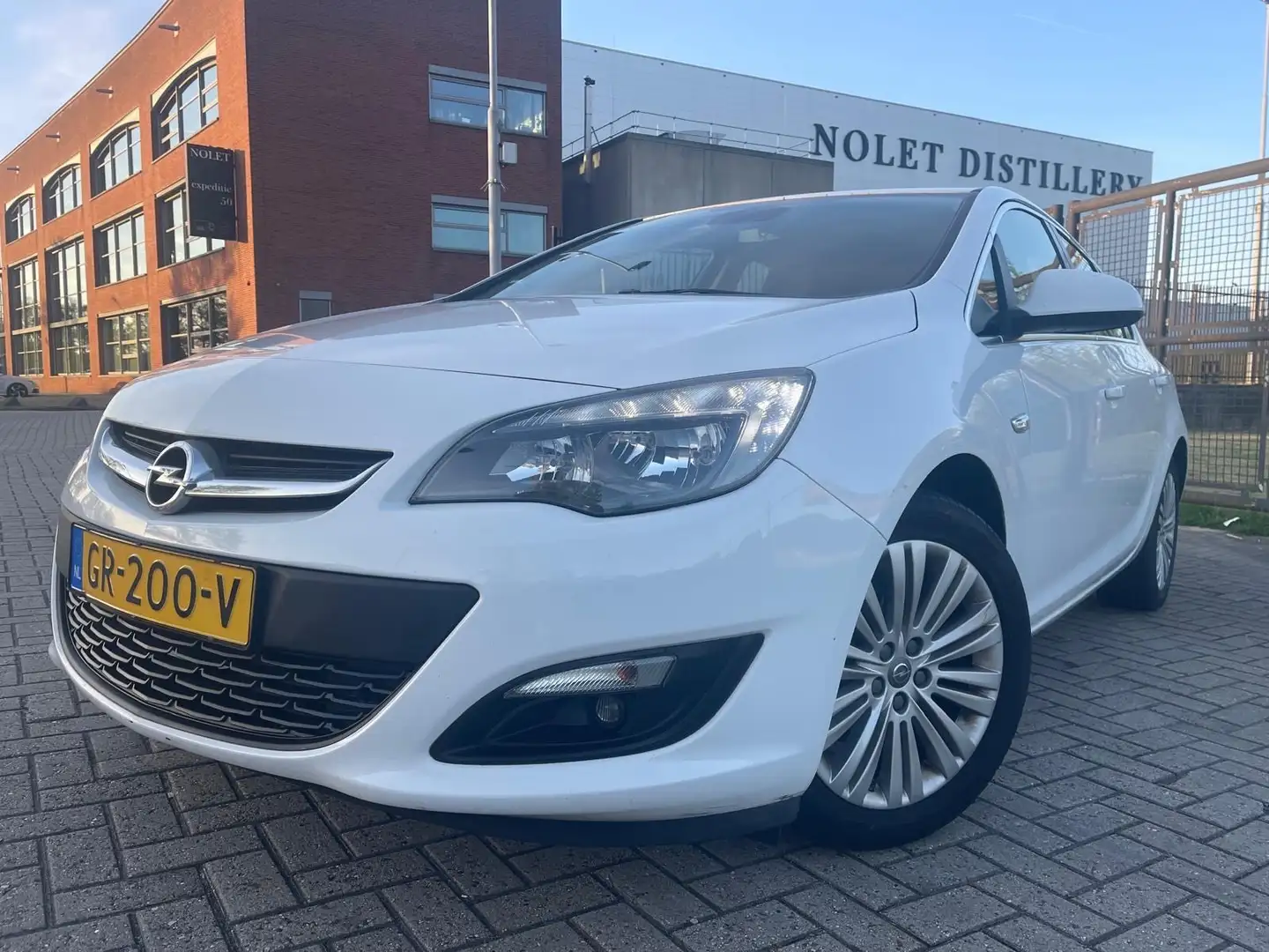 Opel Astra OPEL ASTRA 1.4 TURBO BENZINE 2015 Wit - 1