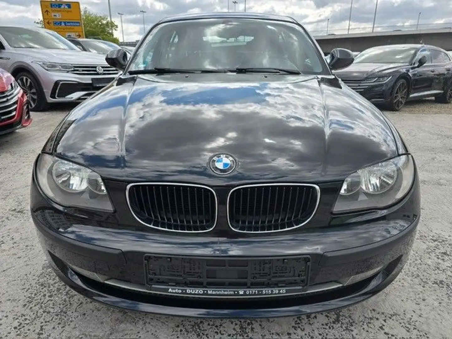 BMW 118 Baureihe 1 Lim. 118d 2,0 Turbodiesel KLIMA*BC Noir - 2