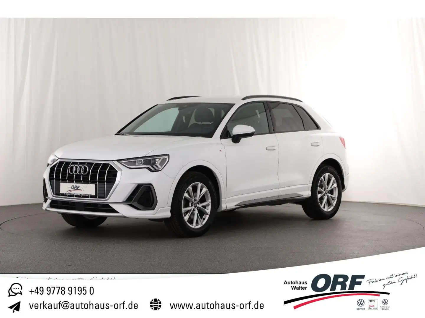 Audi Q3 35 TFSI 1.5 S-line S-tronic LED NAVI TEMPOMAT Weiß - 1