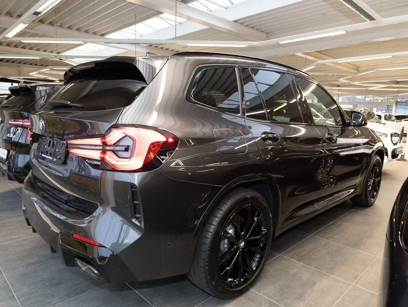 BMW X3 xDrive30i M Sportpaket Gestiksteuerung DAB Grau - 2
