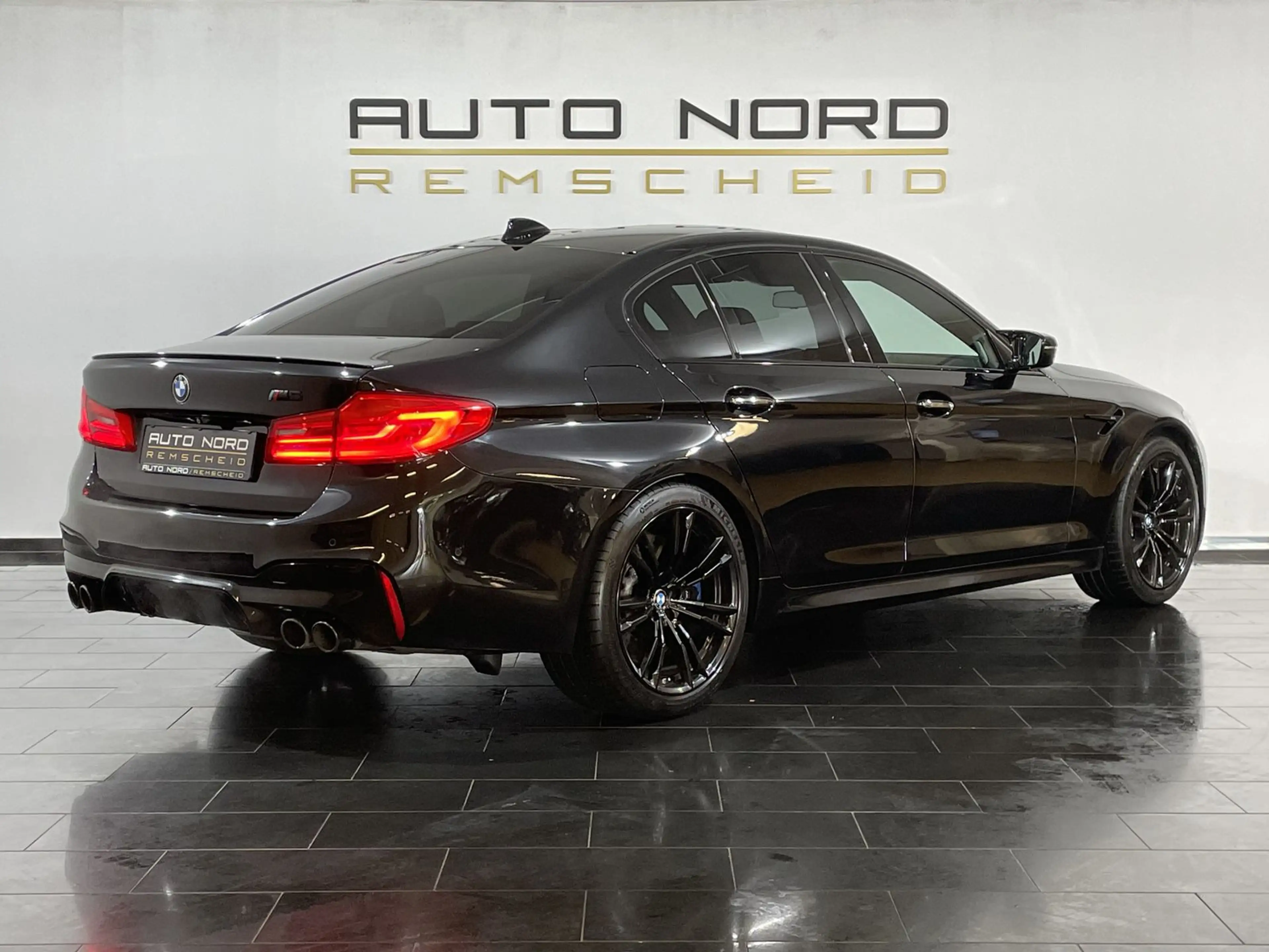 BMW M5 *DEUTSCH*Driver´s*Sport.AGA*MWST*Soft*HeadUP* — photo 5