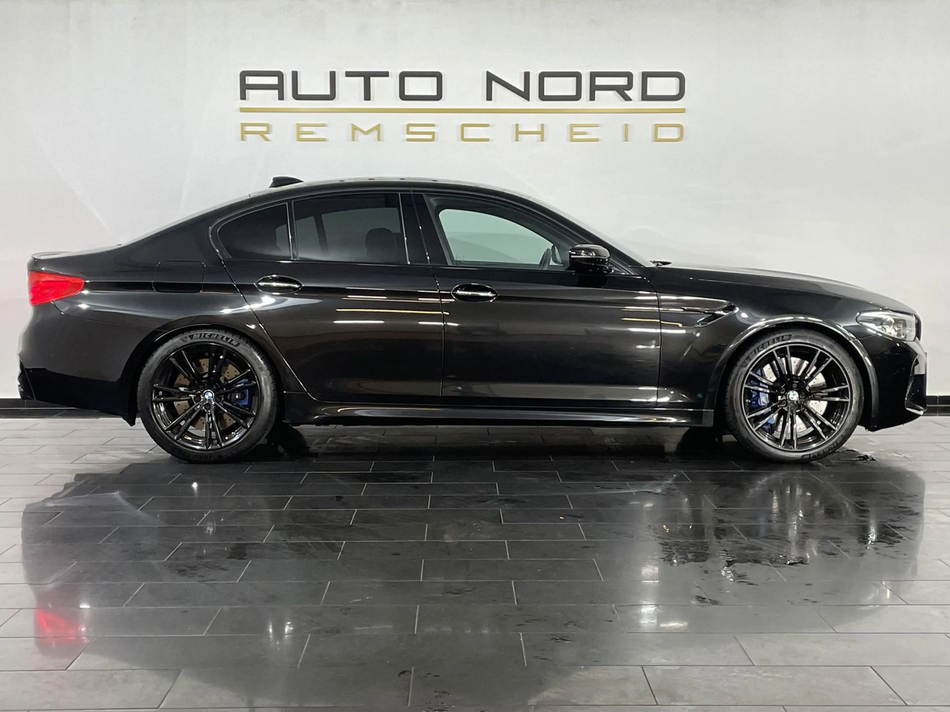 BMW M5 *DEUTSCH*Driver´s*Sport.AGA*MWST*Soft*HeadUP* — photo 4