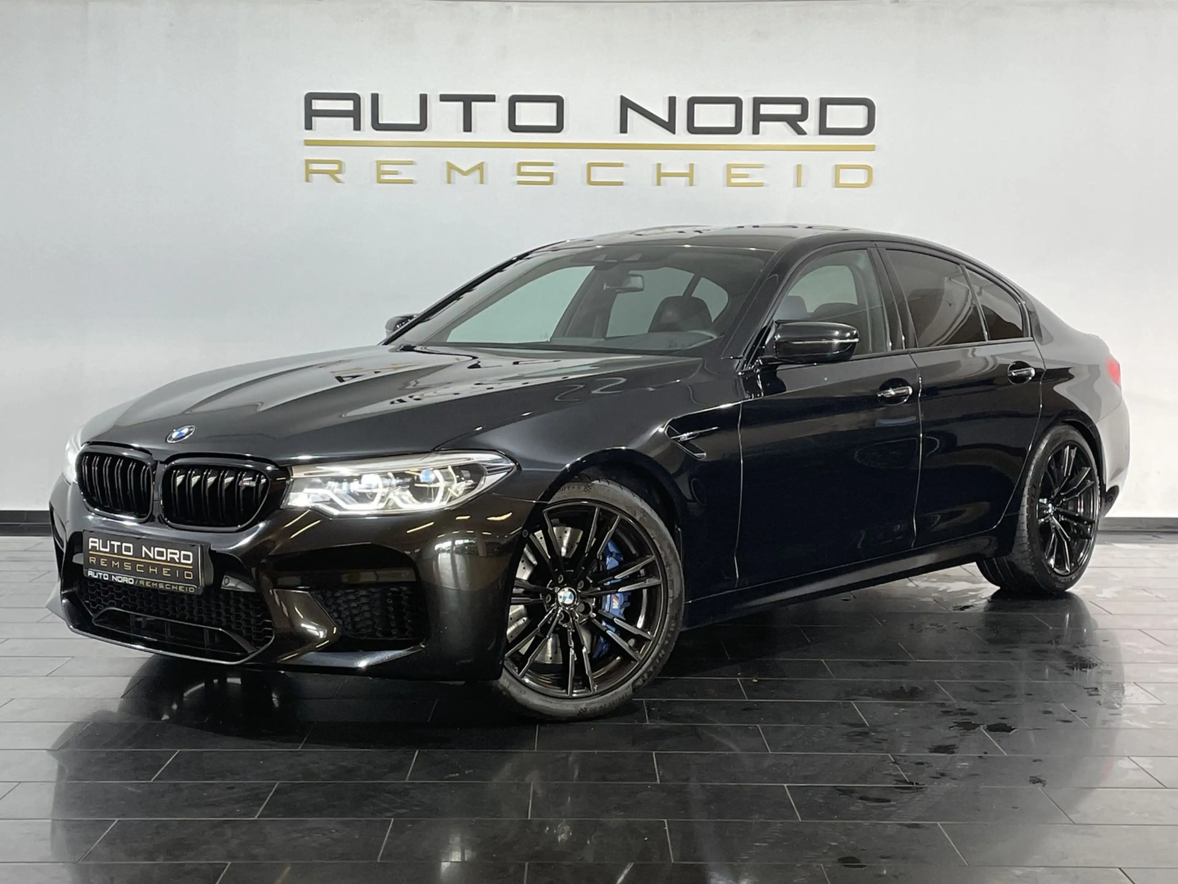 BMW M5 *DEUTSCH*Driver´s*Sport.AGA*MWST*Soft*HeadUP*