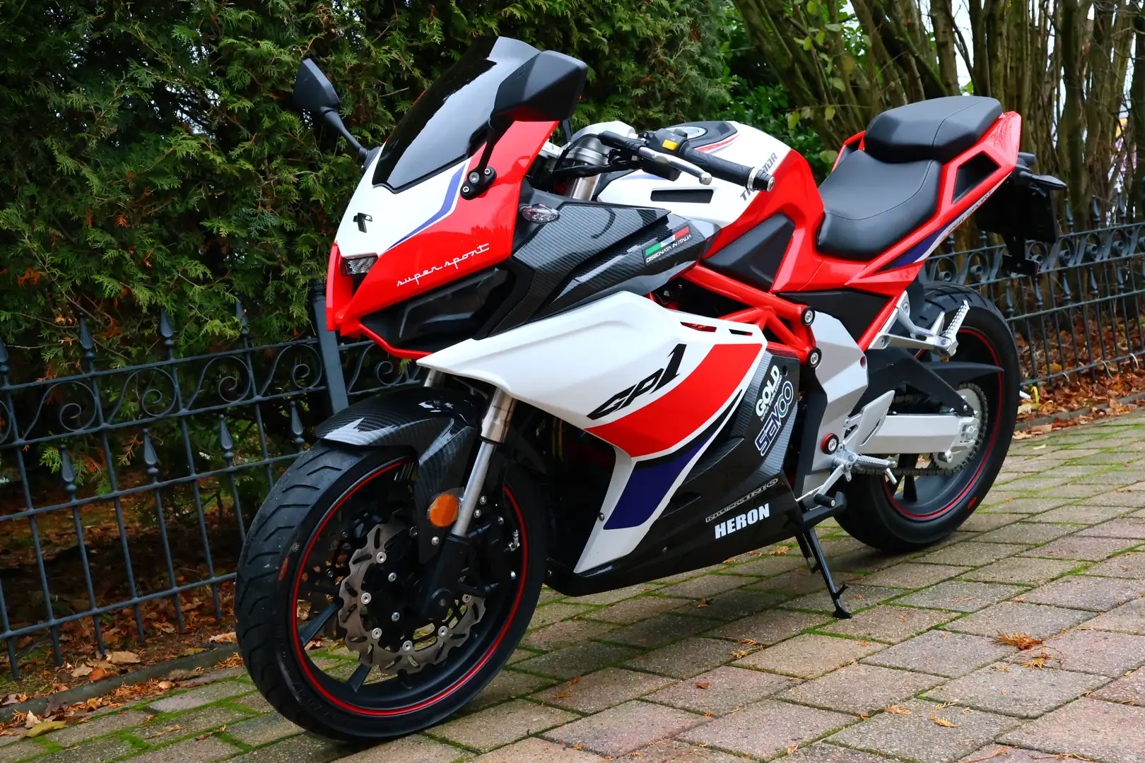Yamaha YZF-R125 TRMOTOR 125 GP-ONE [A1 A2] Rood - 2