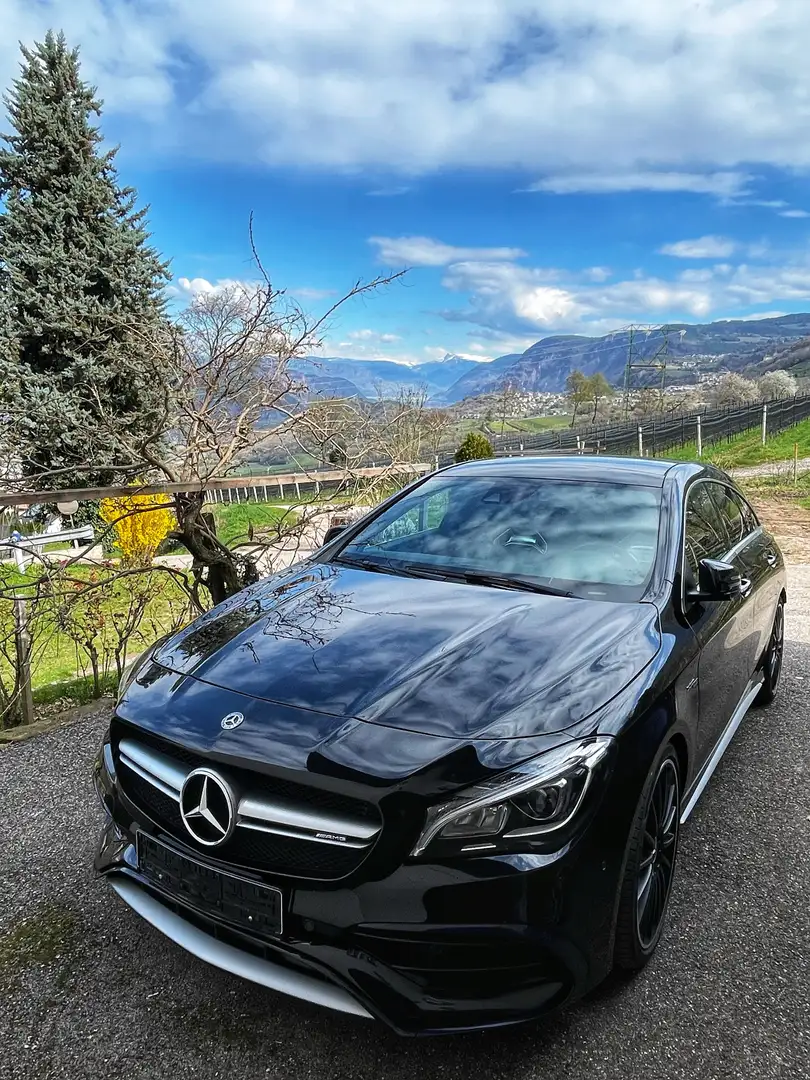 Mercedes-Benz CLA 45 AMG Performance Nero - 1
