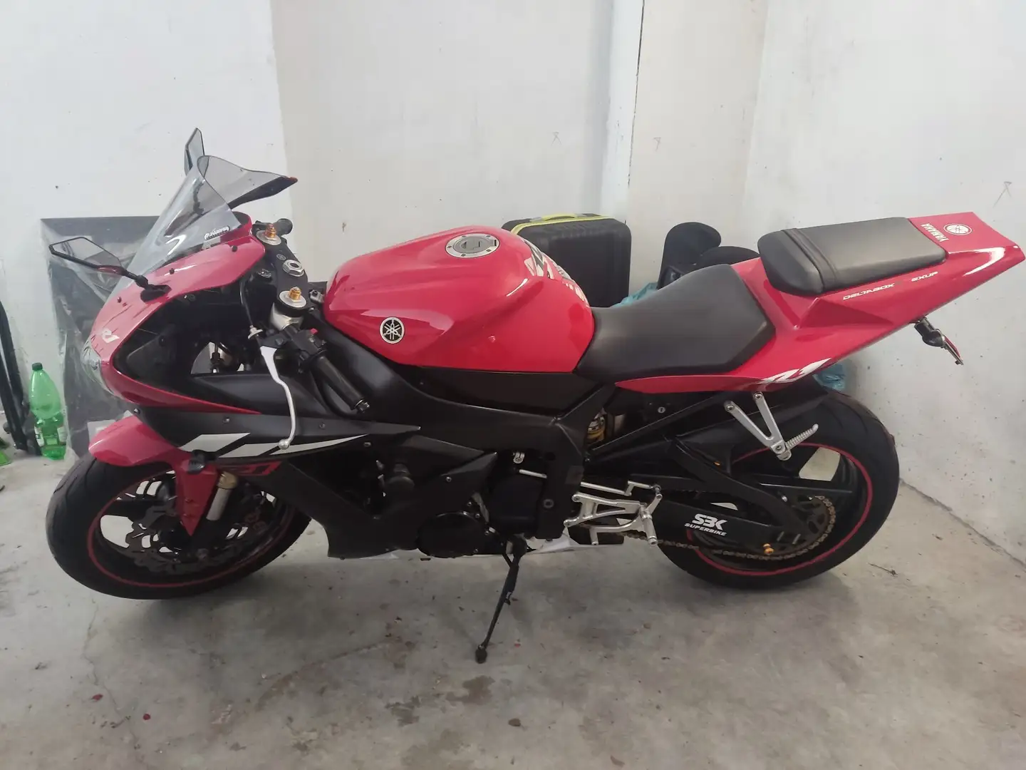 Yamaha YZF-R1 SCAMBIO Rosso - 2