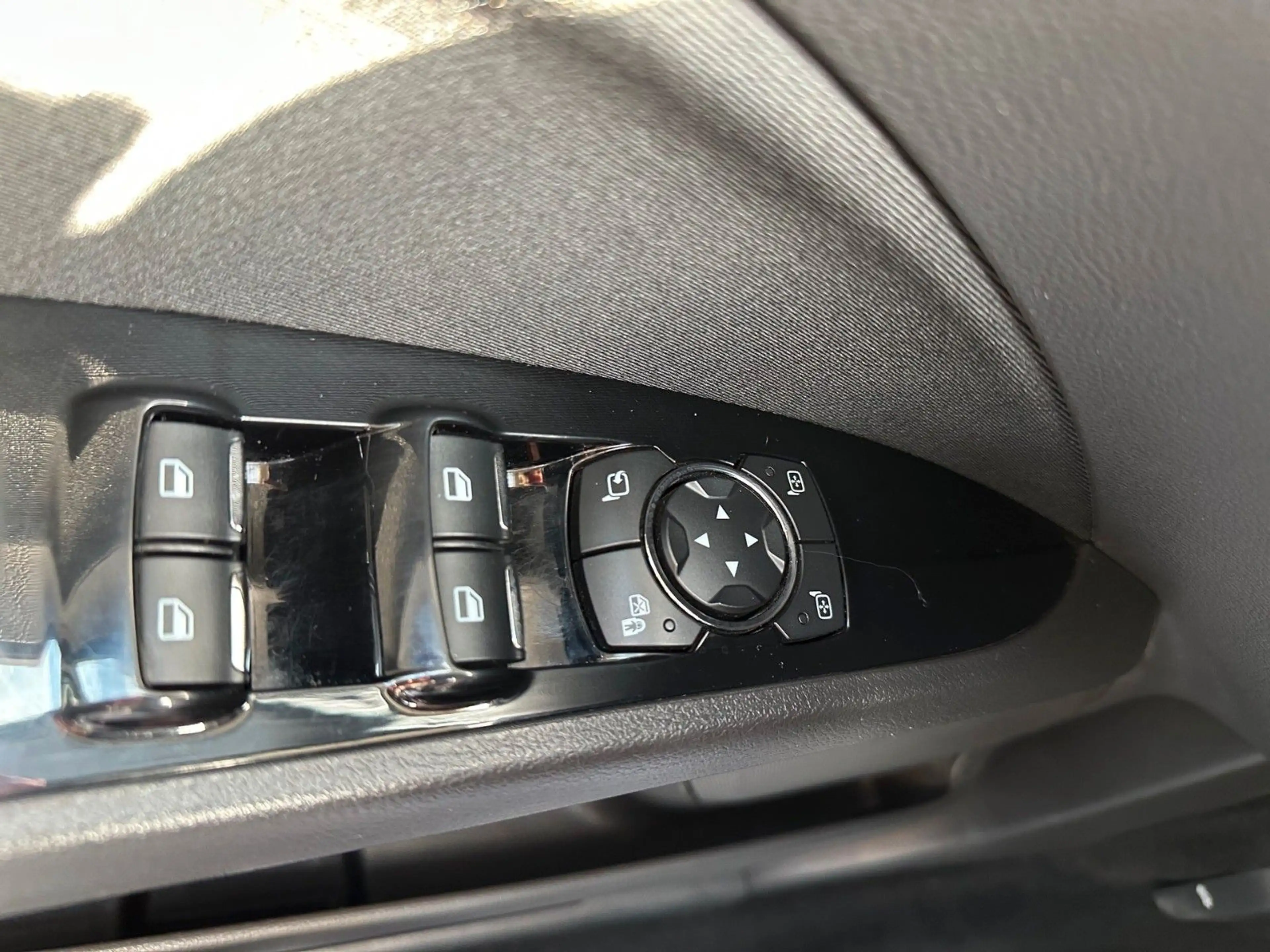 Ford Mondeo Turnier Business Edition — photo 14