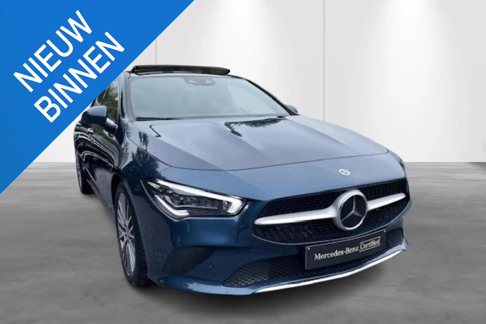 Mercedes-Benz CLA 200 CLA d Luxury Line Bleu - 1