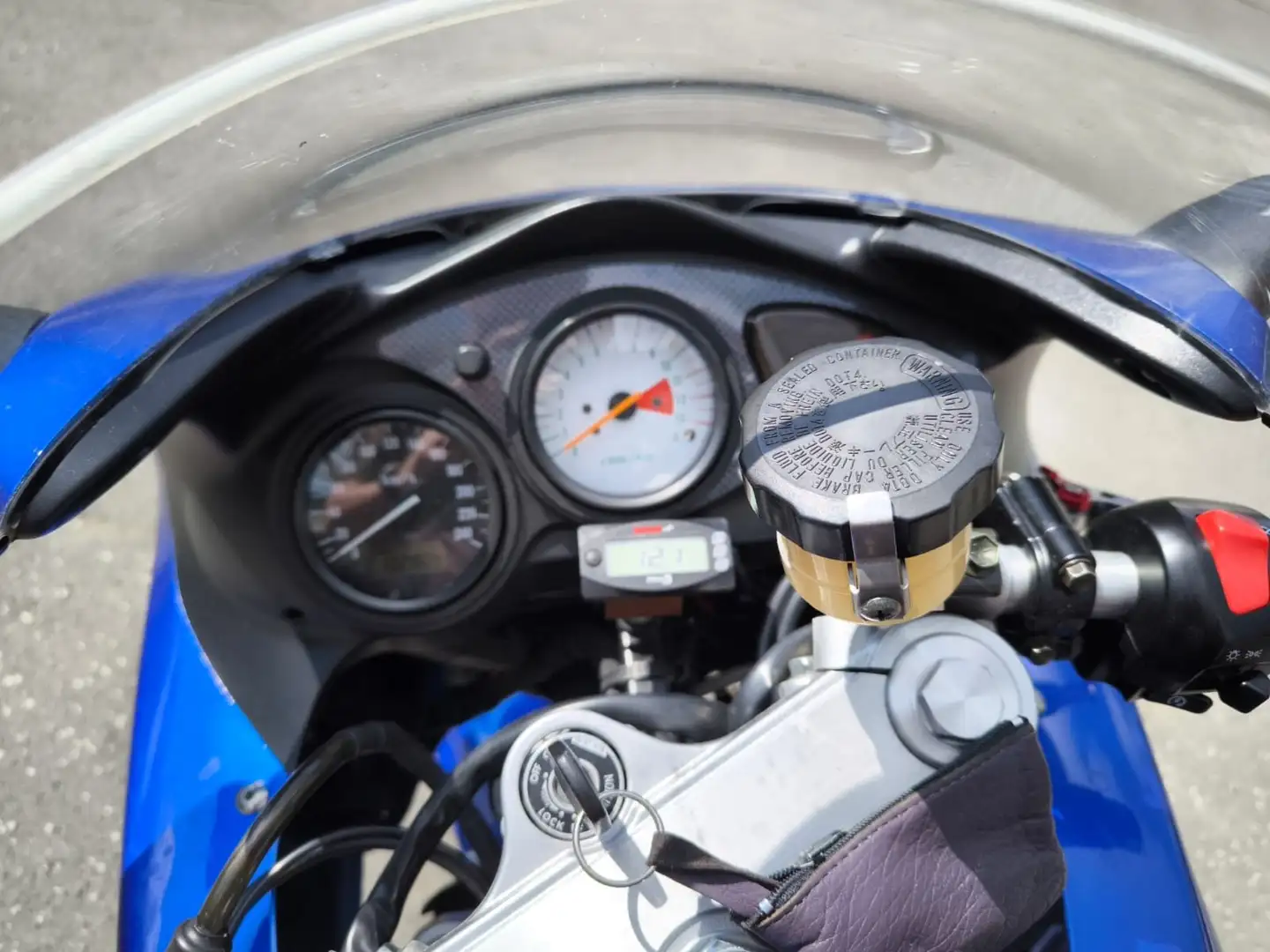 Suzuki SV 650 Typ AV / Verkleidet Kék - 2