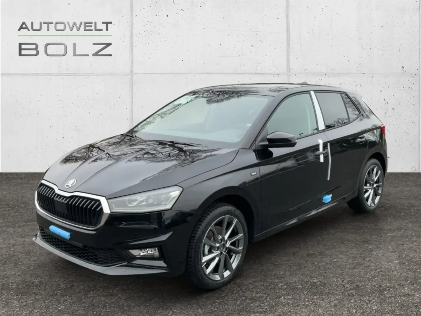 Skoda Fabia Drive 1.0 TSI AHK Navi digiCock LED ACC Apple CarP Negro - 1