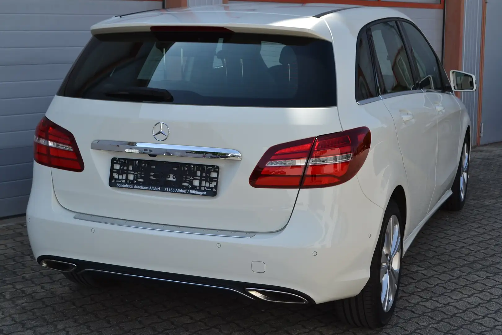 Mercedes-Benz B 200 B 200 Urban Style Edition*KLIMA*NAVI*KAMERA*31TK Weiß - 2