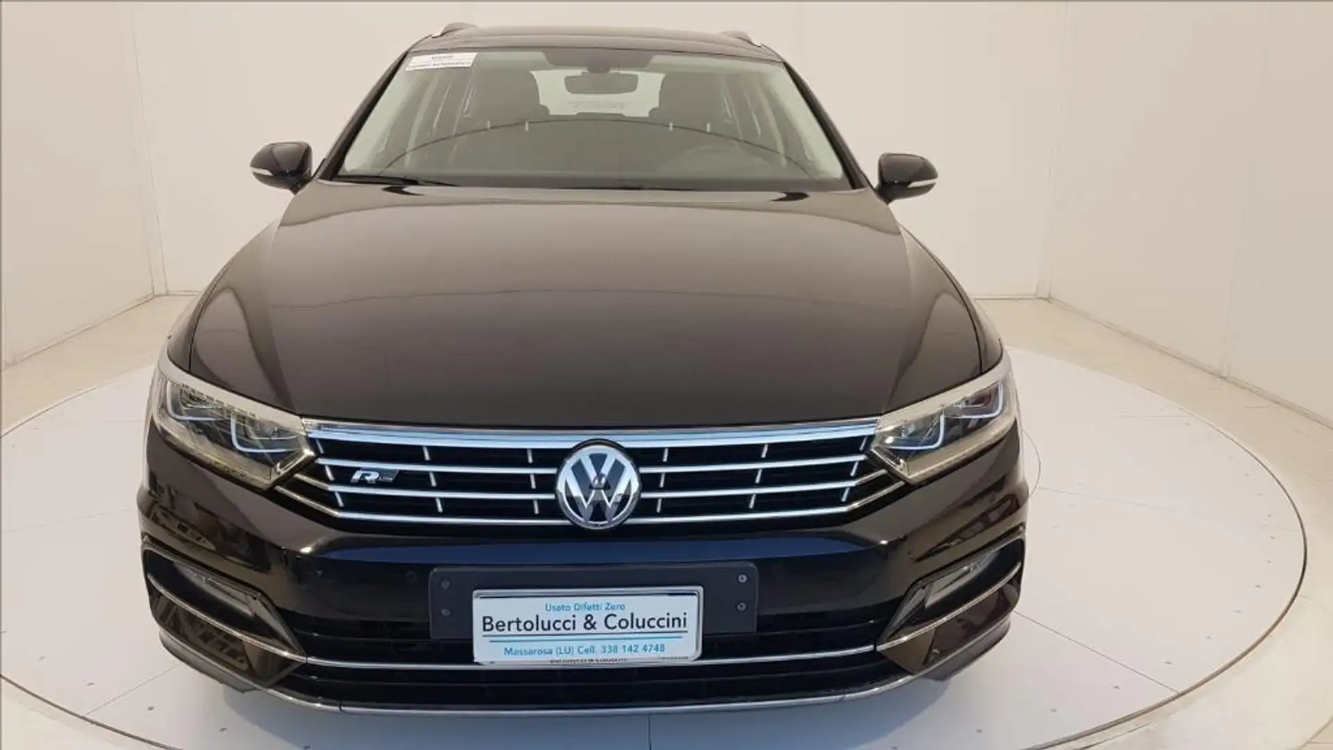 Volkswagen Passat Variant 2.0 TDI DSG Executive BlueMotion Tech. Noir - 2
