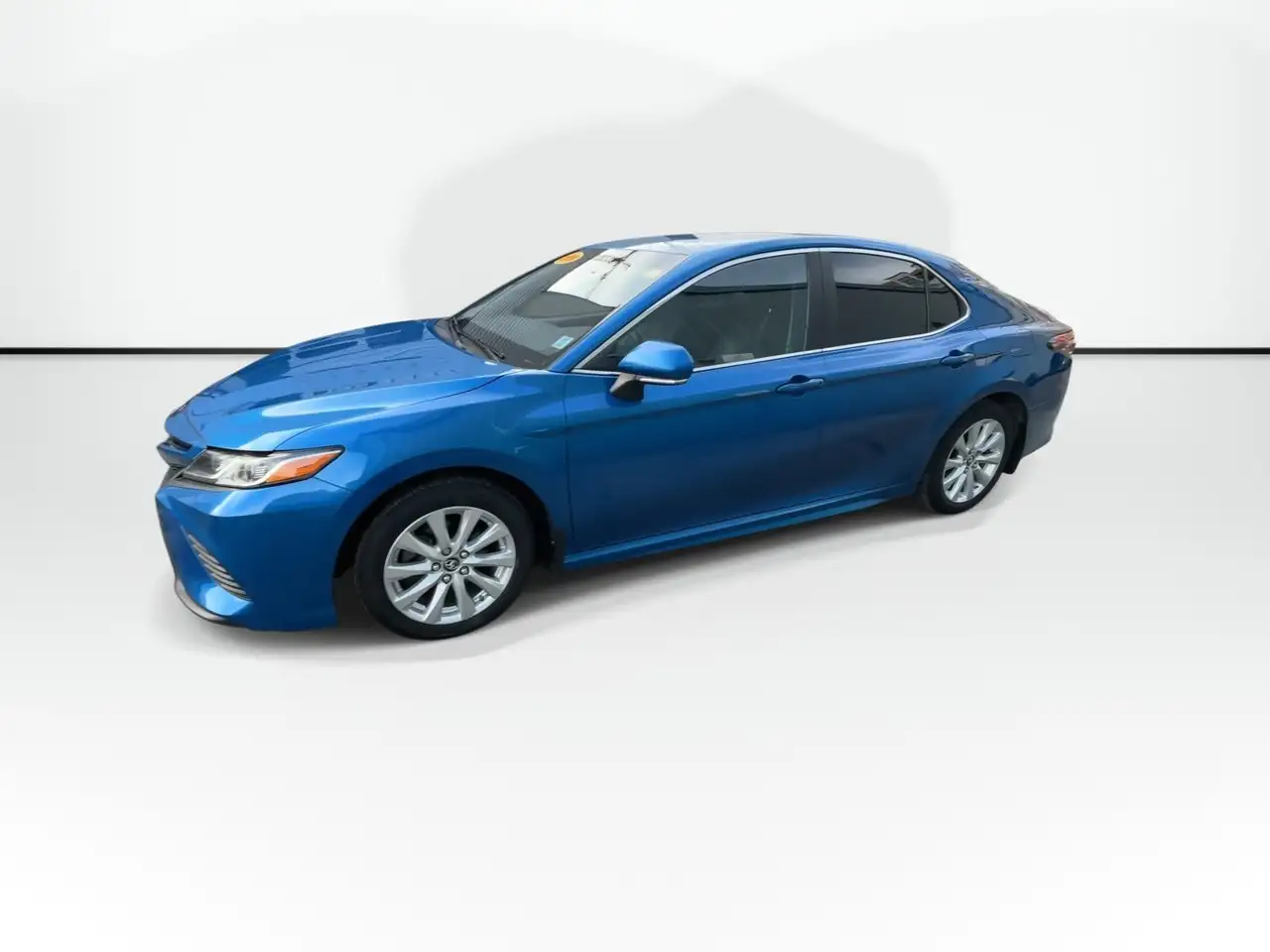 Toyota Camry снимка Toyota Camry