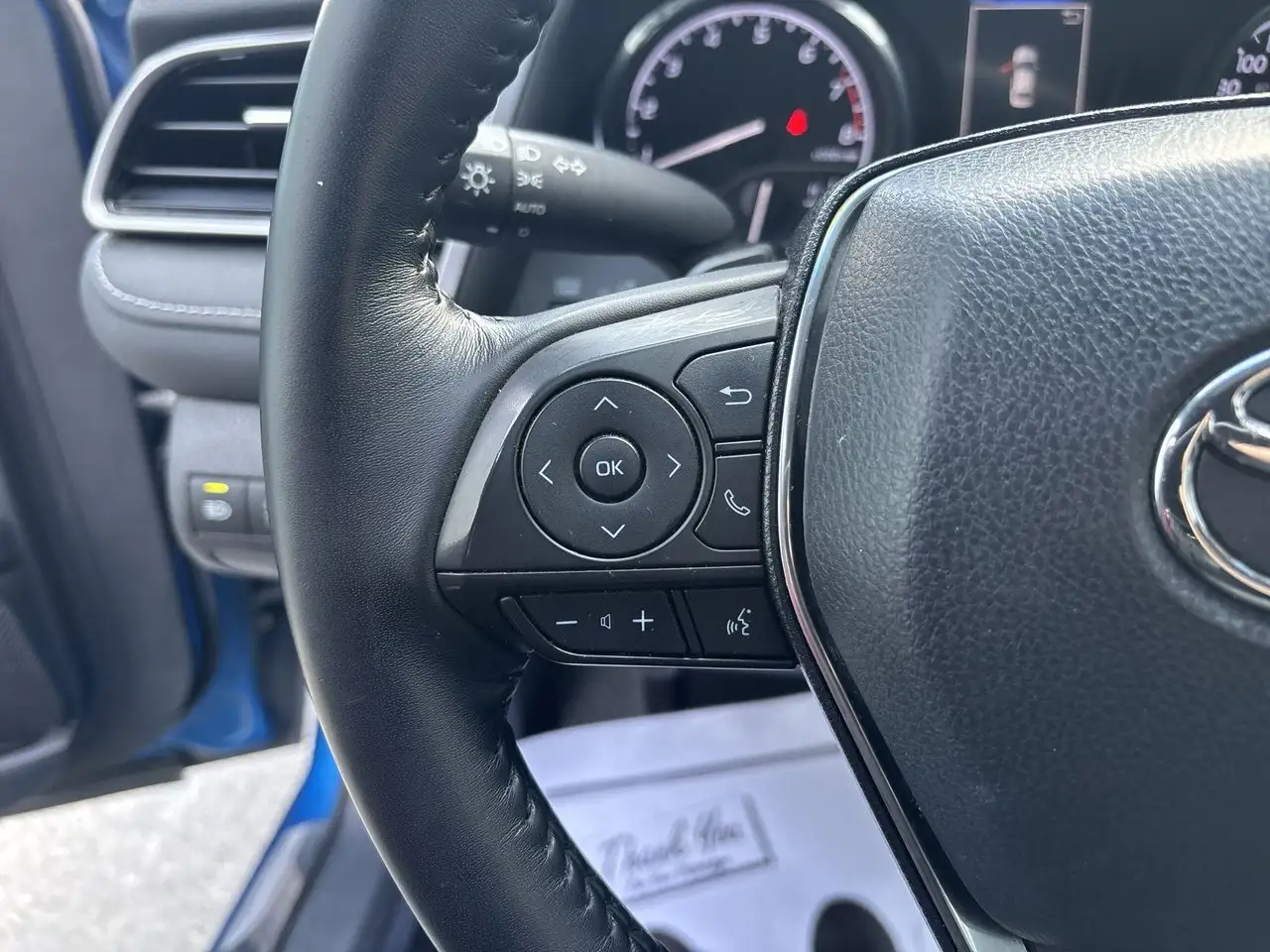 Toyota Camry снимка Toyota Camry