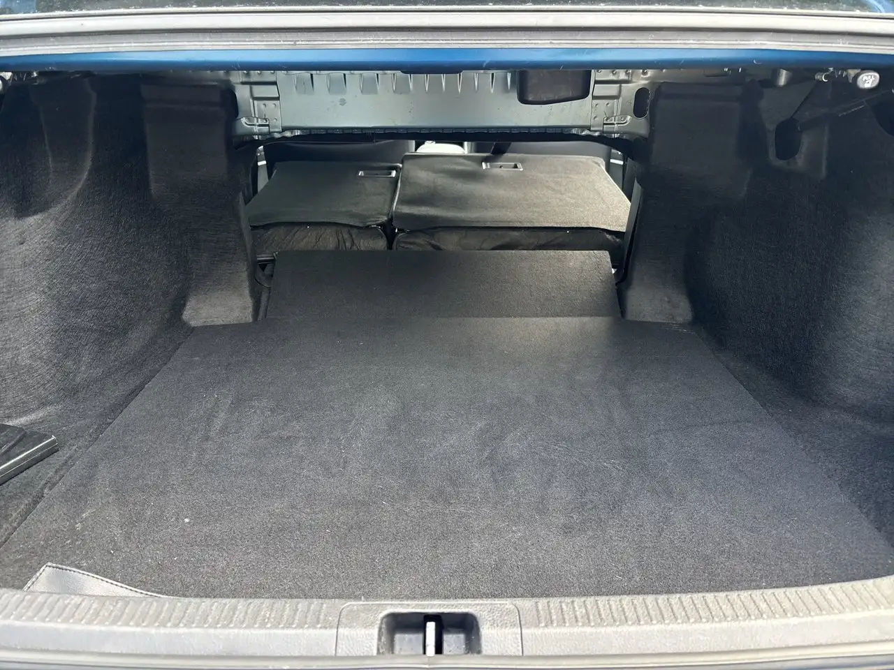 Toyota Camry снимка Toyota Camry